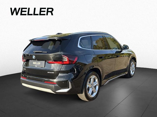 BMW iX1 – Bild 3