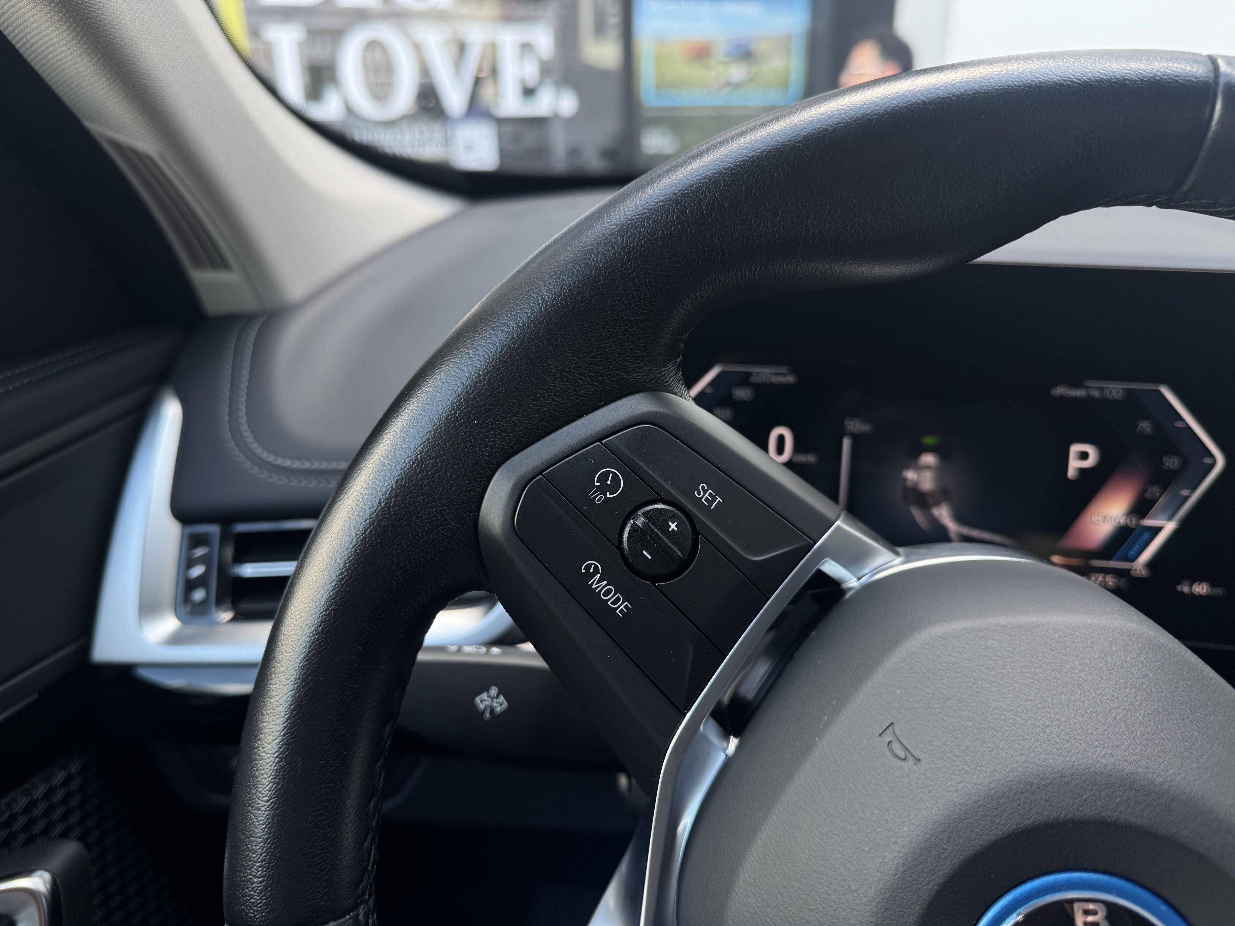 BMW iX1 – Bild 9