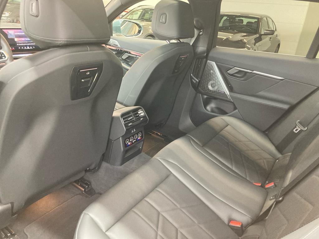 BMW i5 Touring – Bild 15