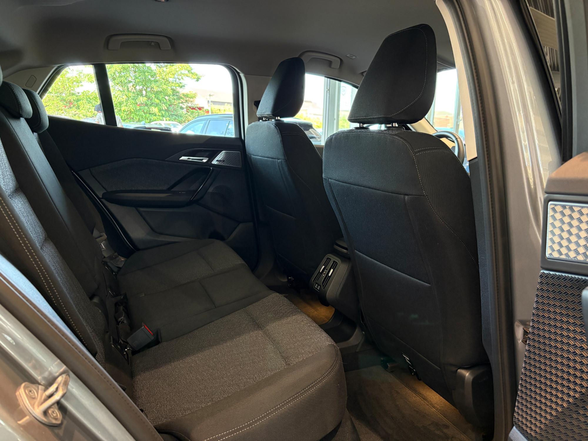 BMW iX2 – Bild 33