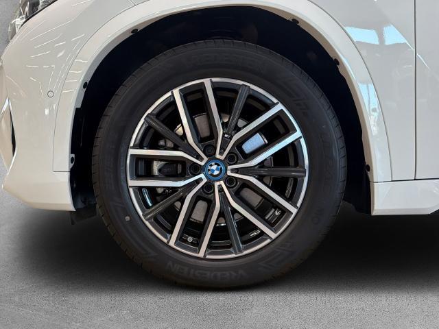 BMW iX1 – Bild 15