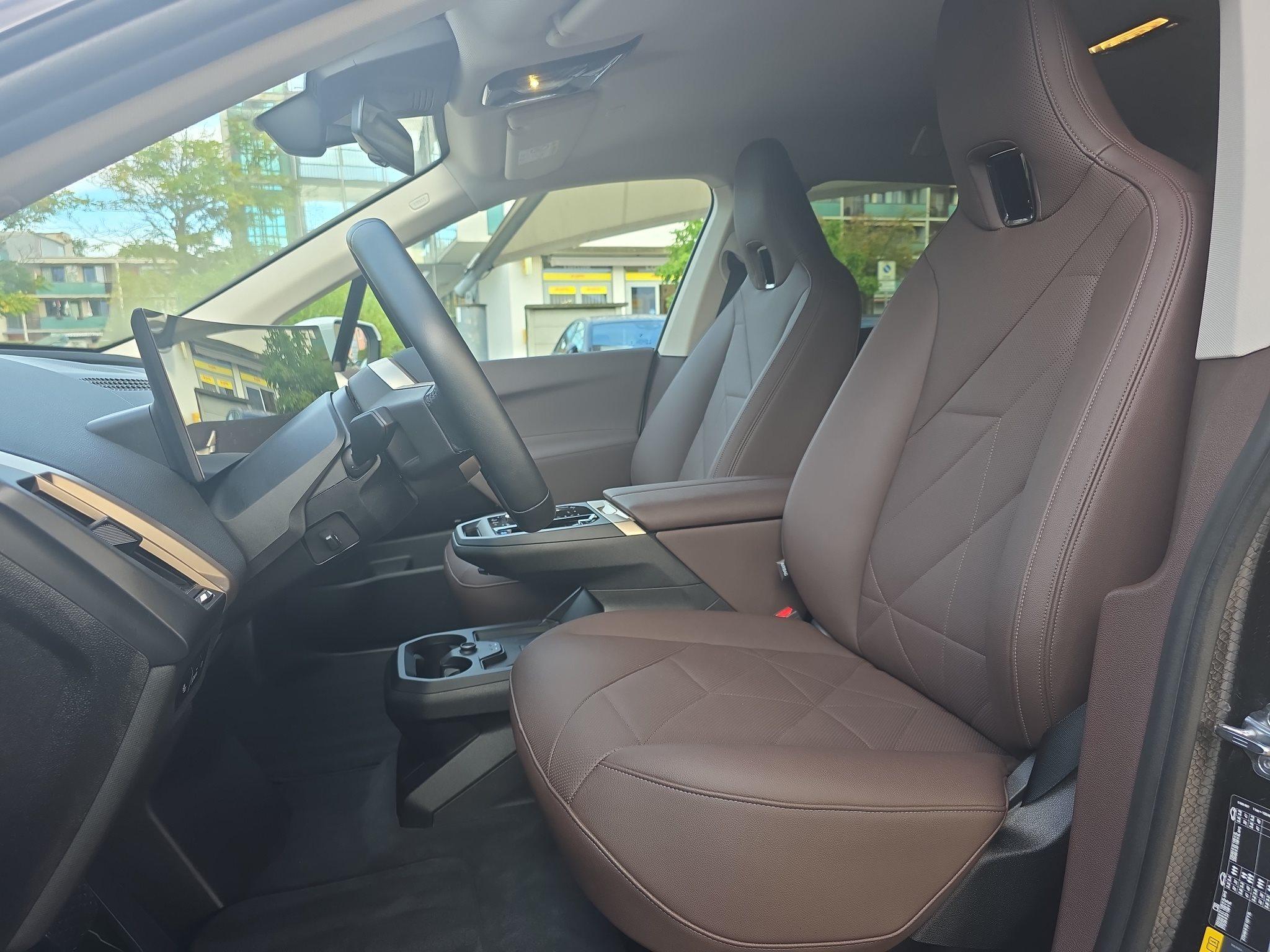 BMW iX – Bild 14