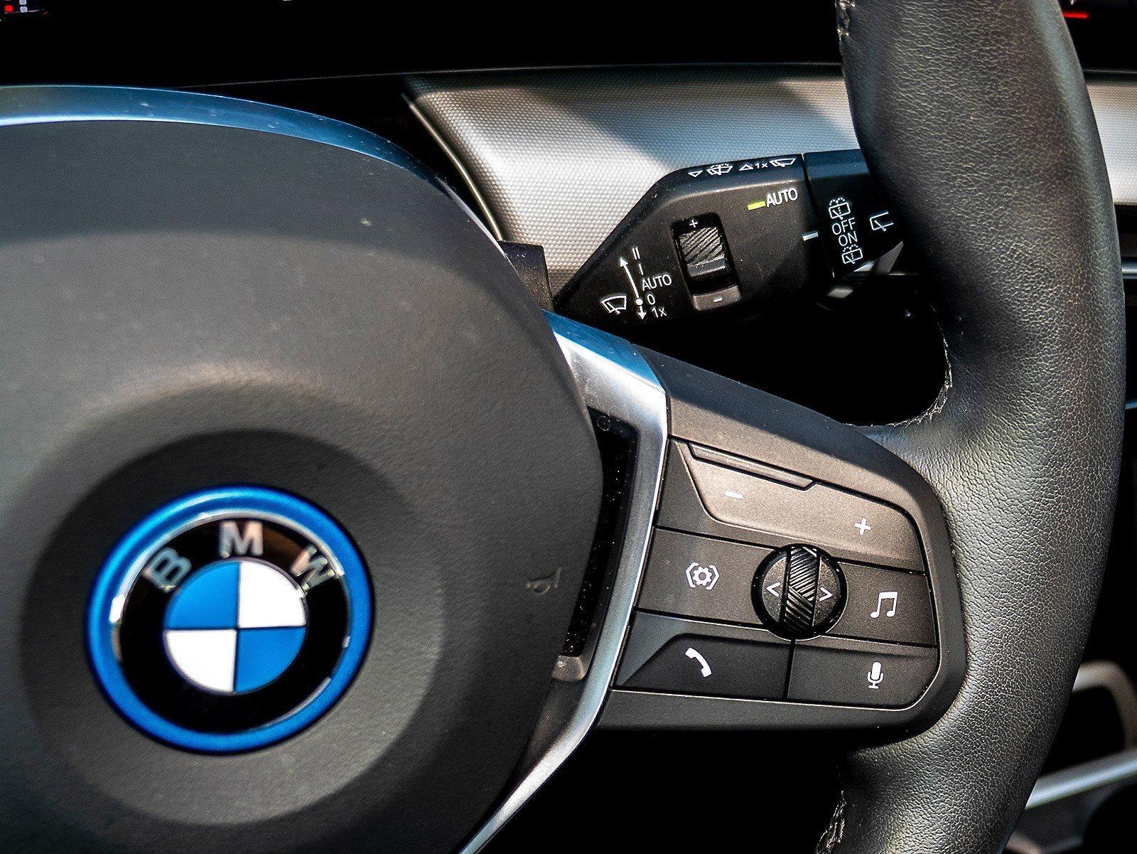 BMW iX1 – Bild 12