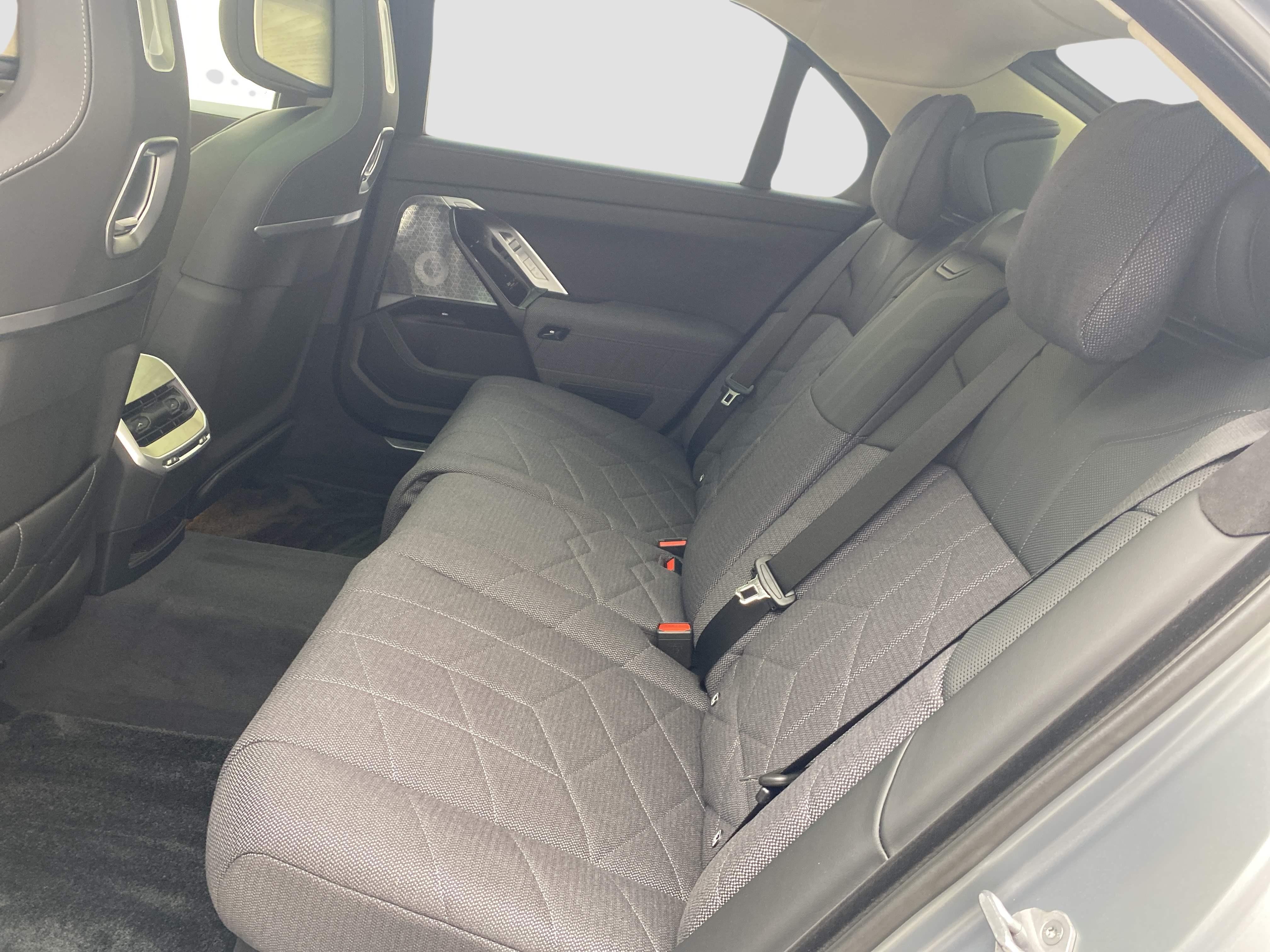 BMW i7 – Bild 16