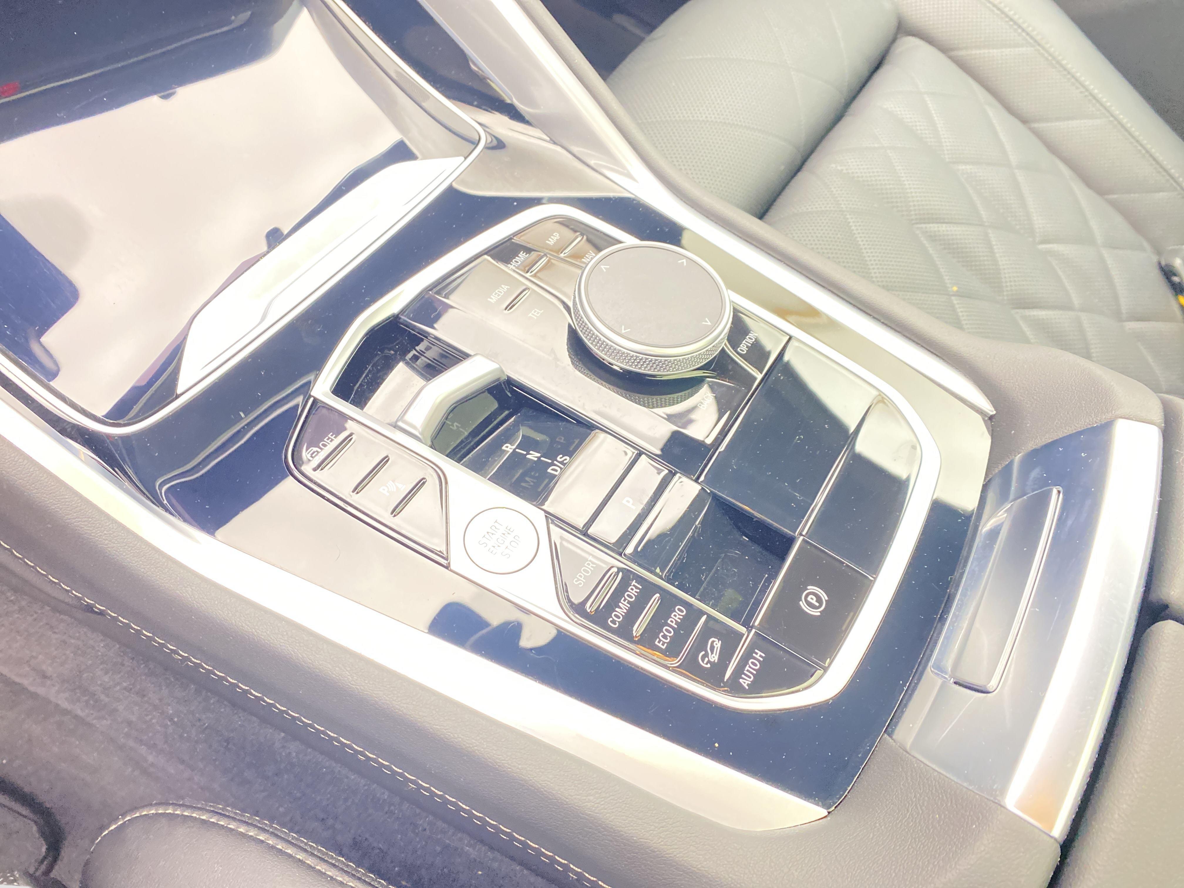 BMW X6 – Bild 10