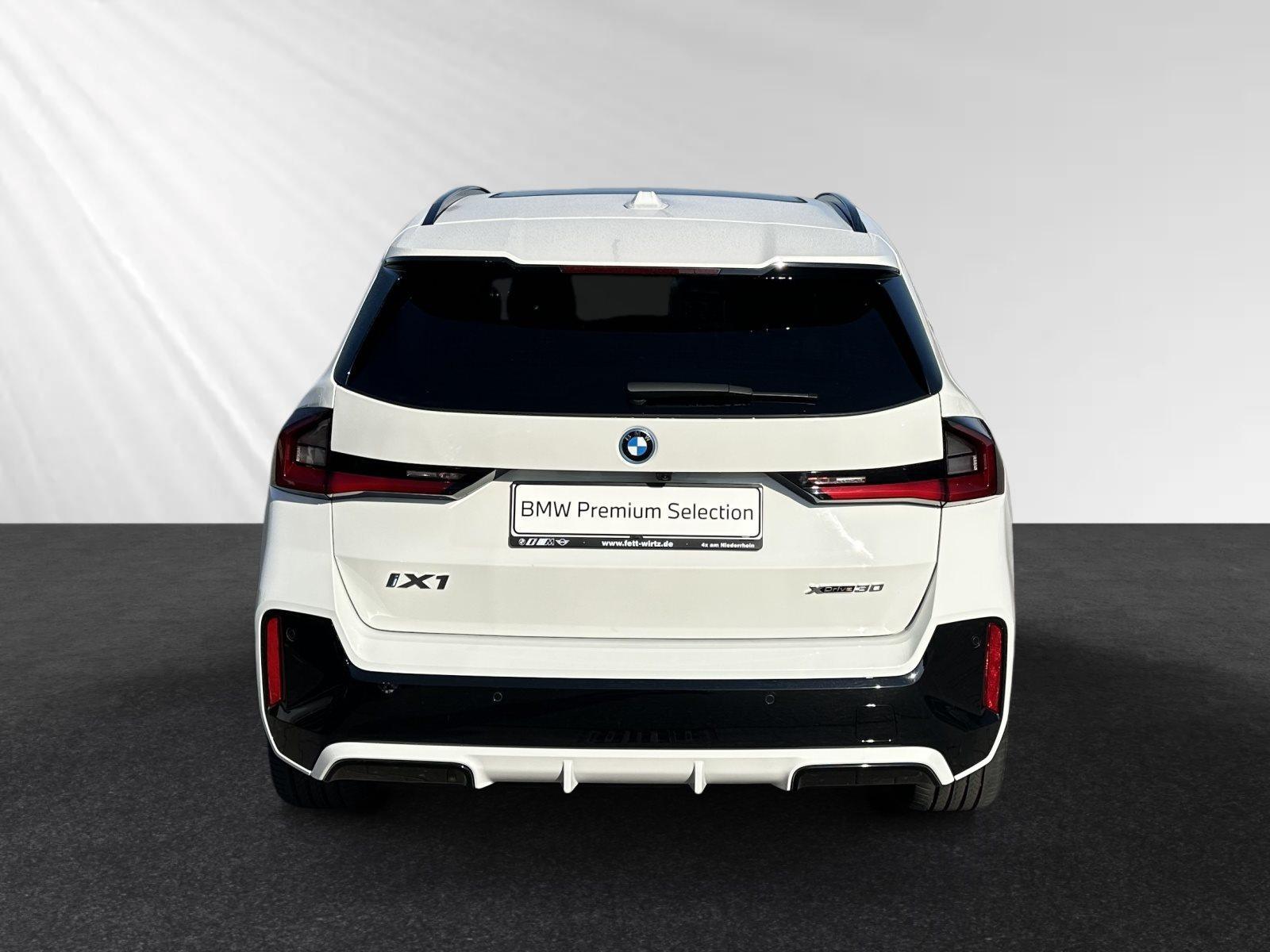 BMW iX1 – Bild 10