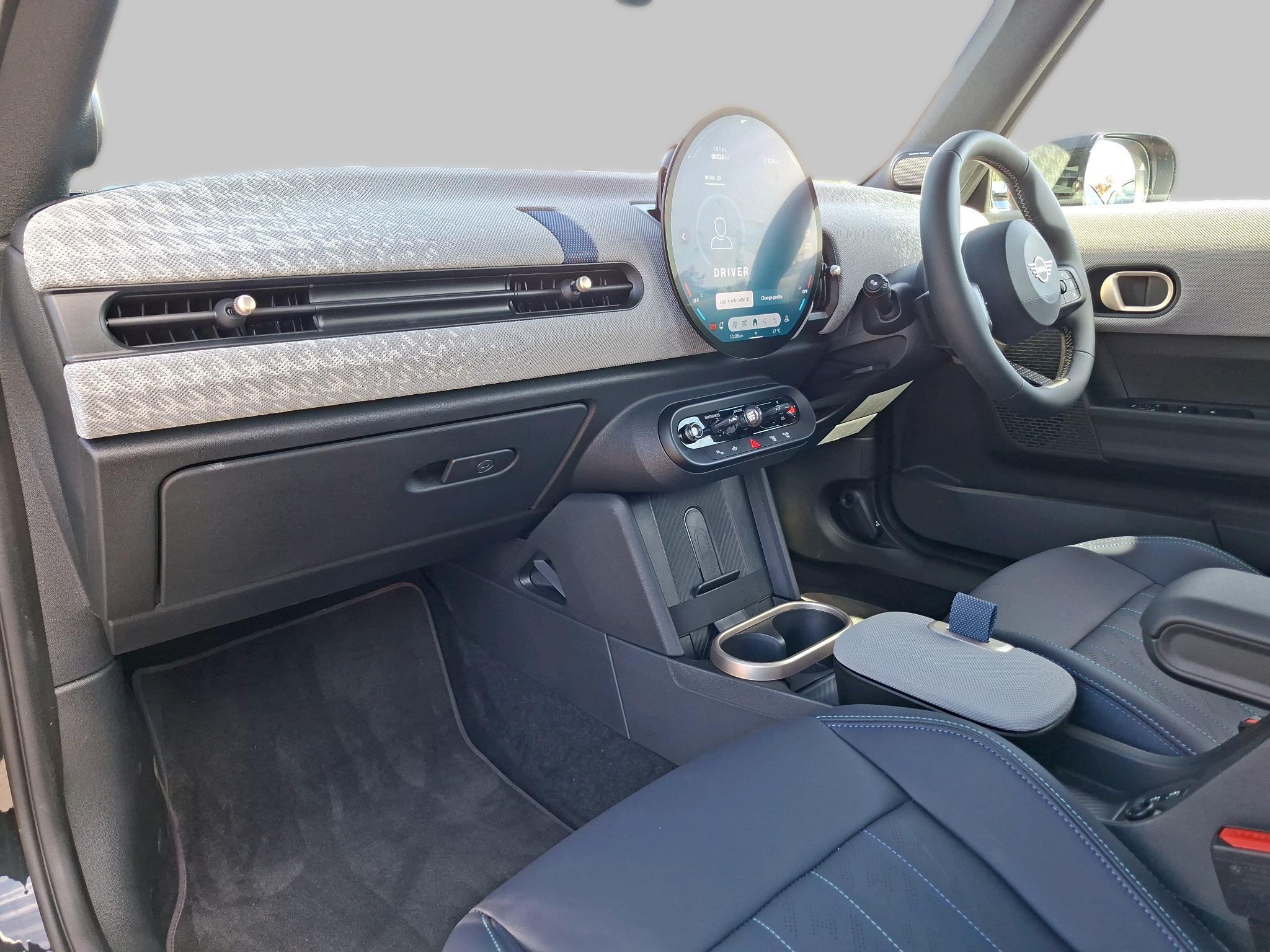 MINI Cooper Convertible S Interior