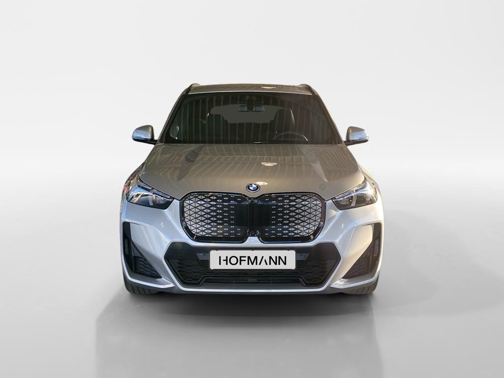 BMW iX1 – Bild 9