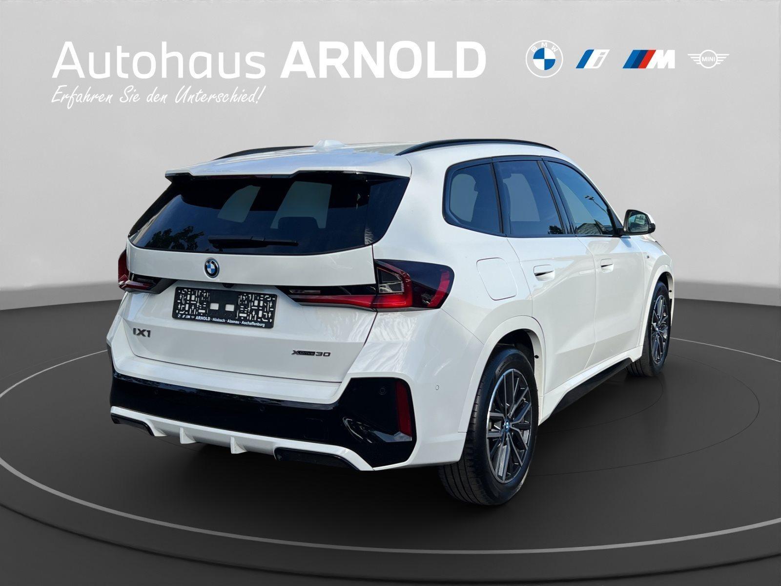 BMW iX1 – Bild 4