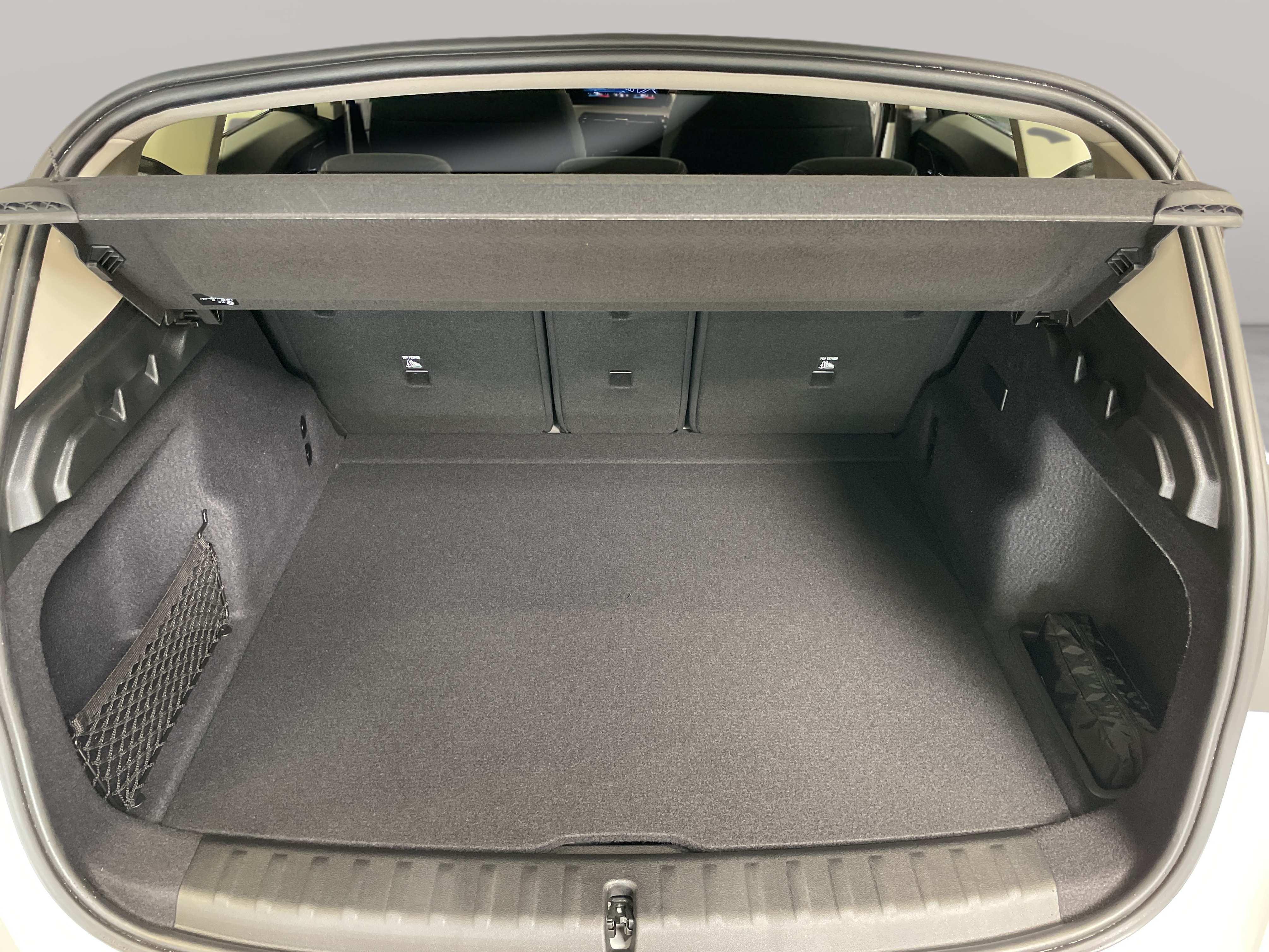 BMW iX1 – Bild 8