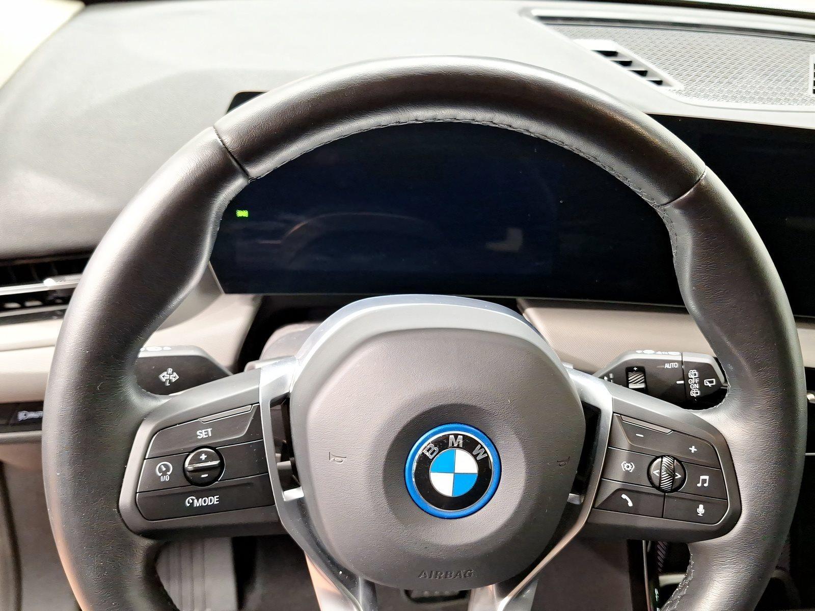 BMW iX1 – Bild 10
