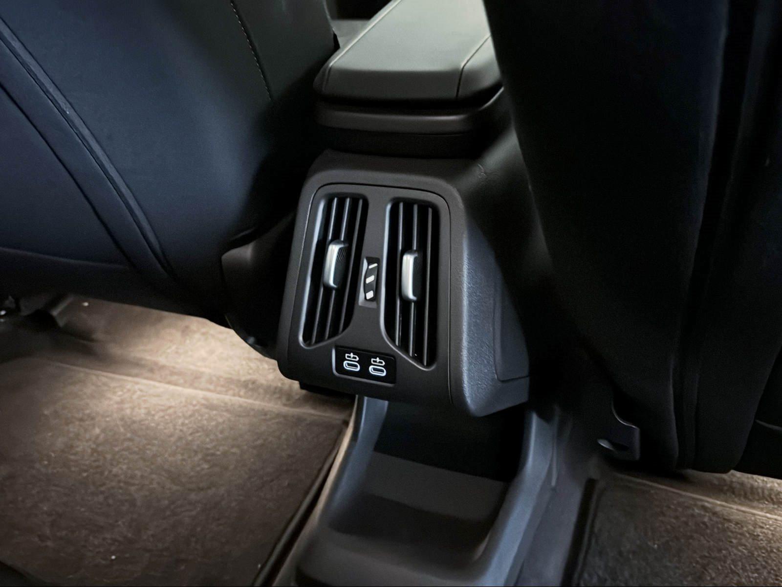 BMW iX1 – Bild 8