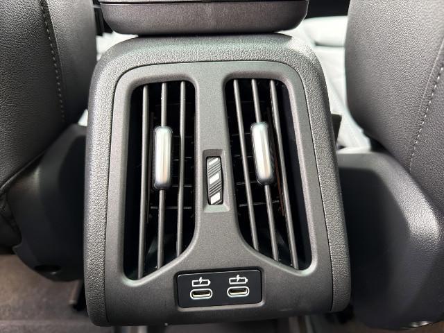 BMW iX2 – Bild 10
