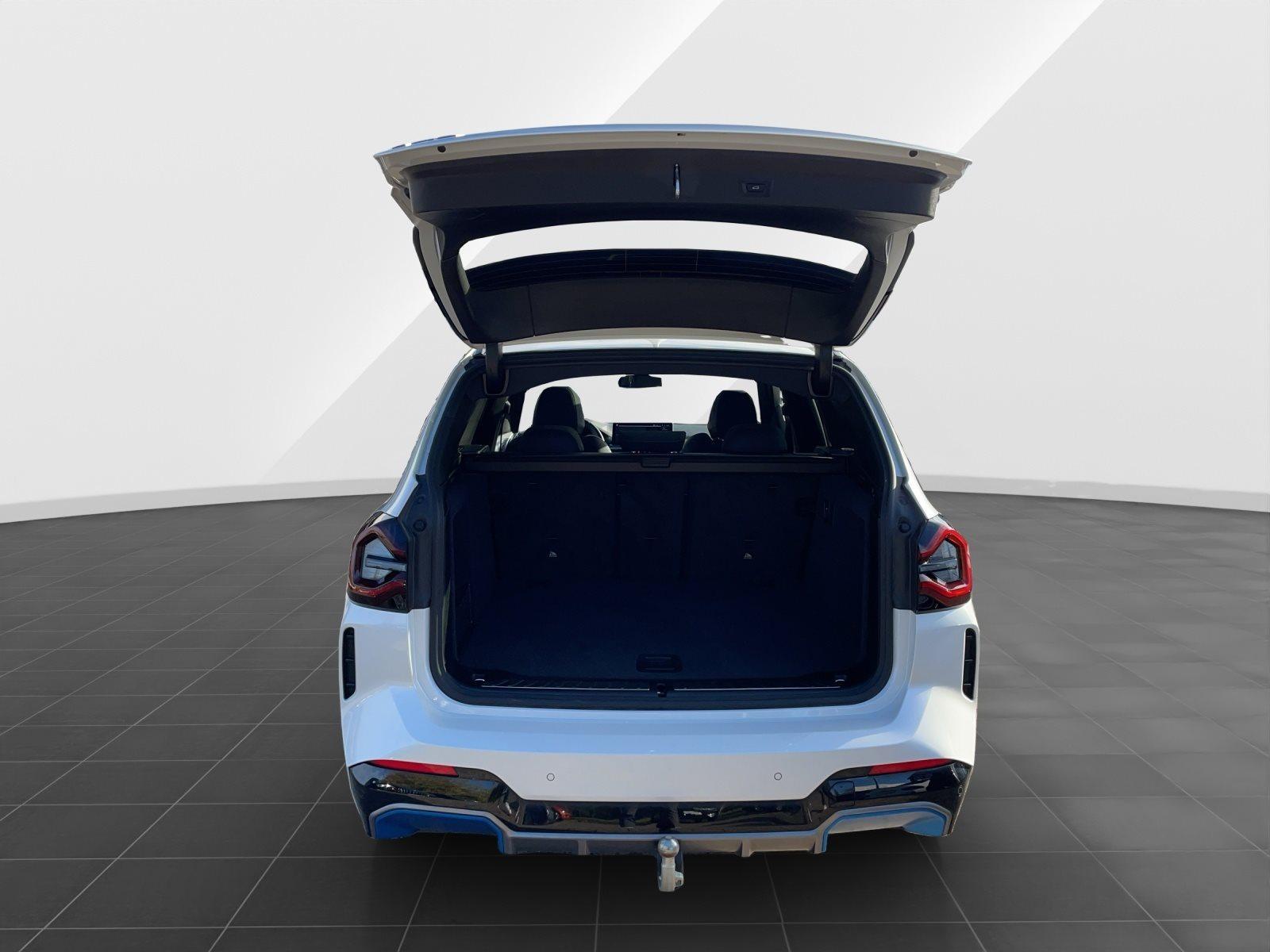 BMW iX3 – Bild 11