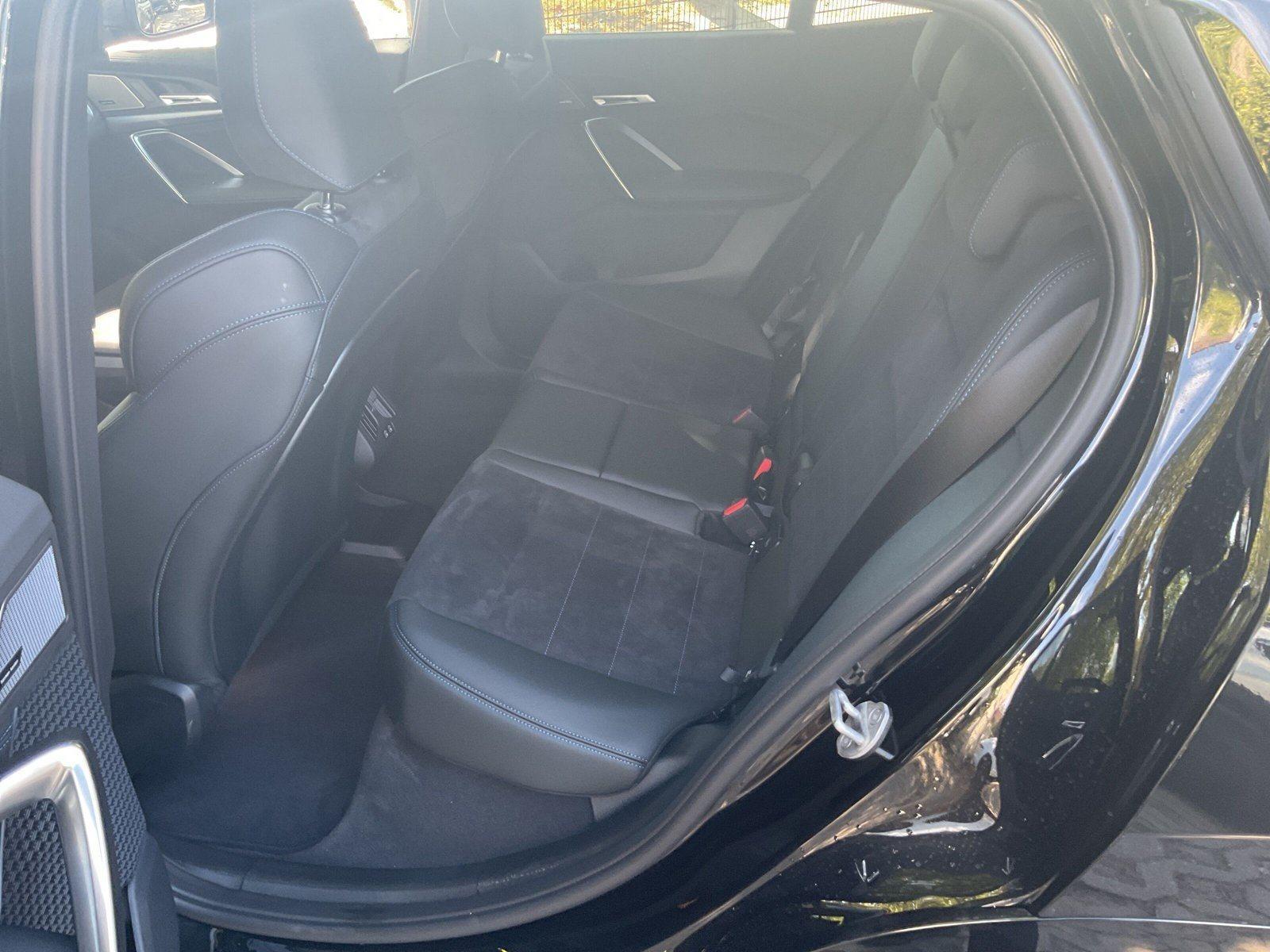 BMW iX2 – Bild 12