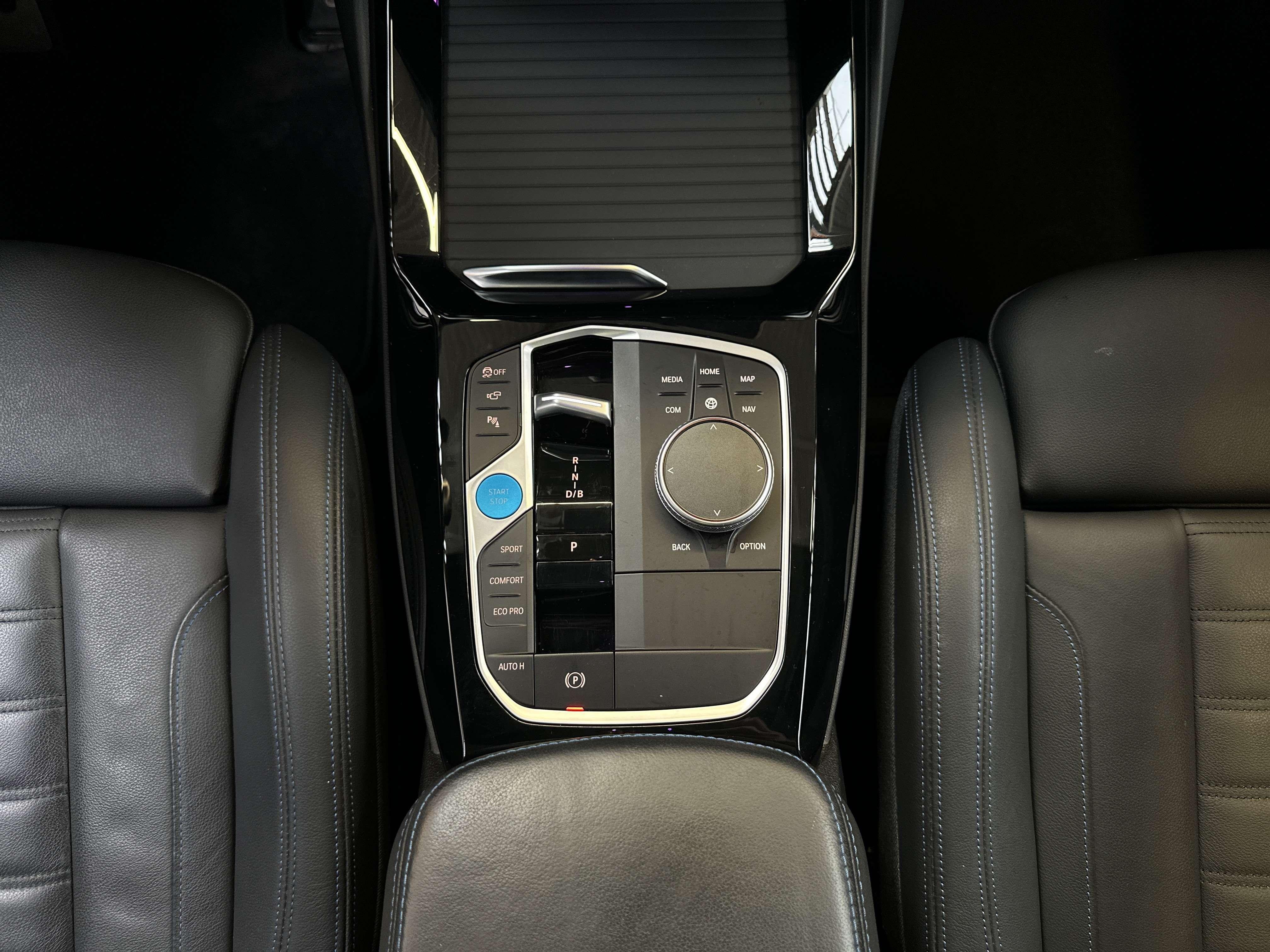 BMW iX3 – Bild 28