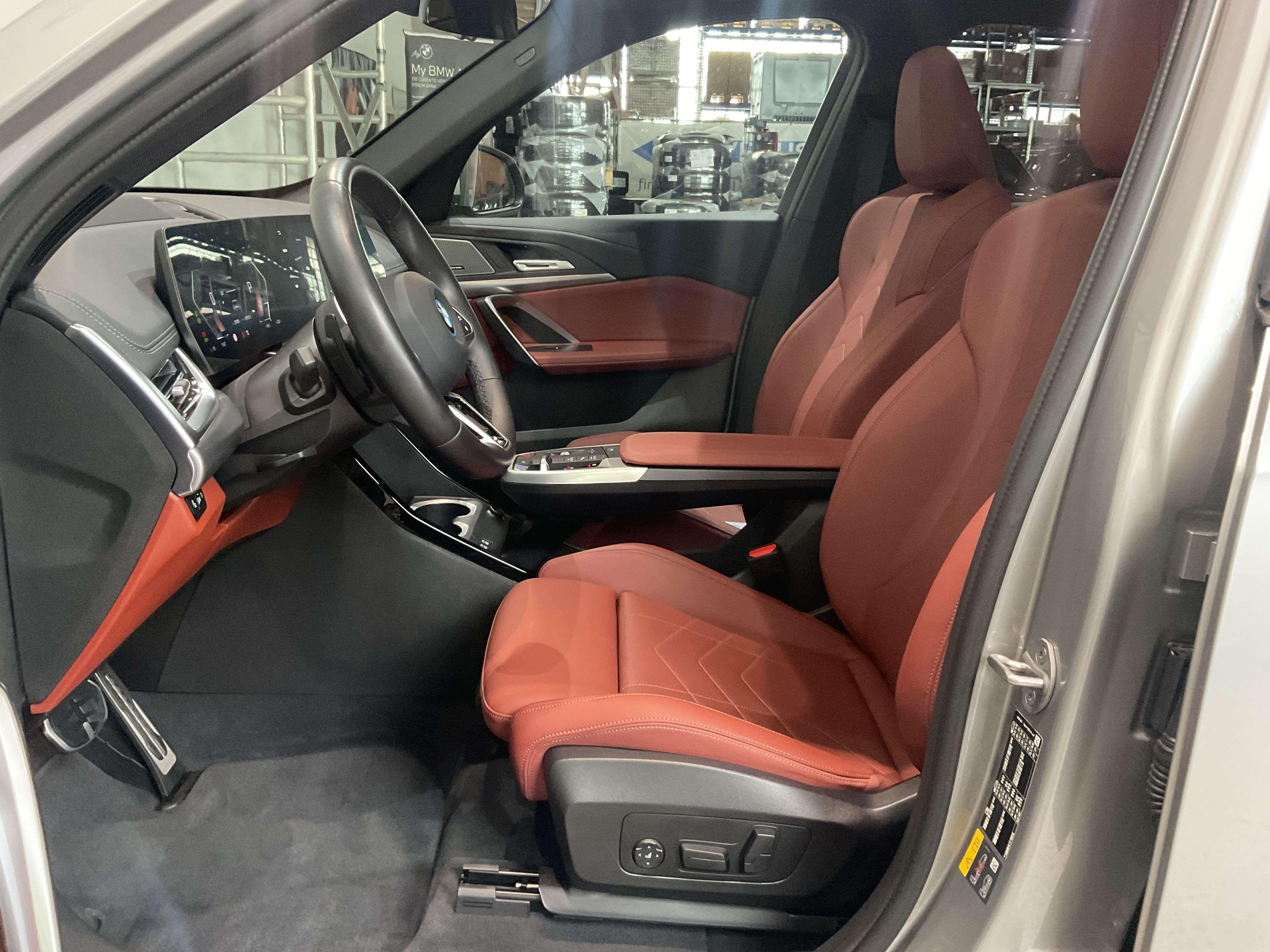 BMW iX1 – Bild 12