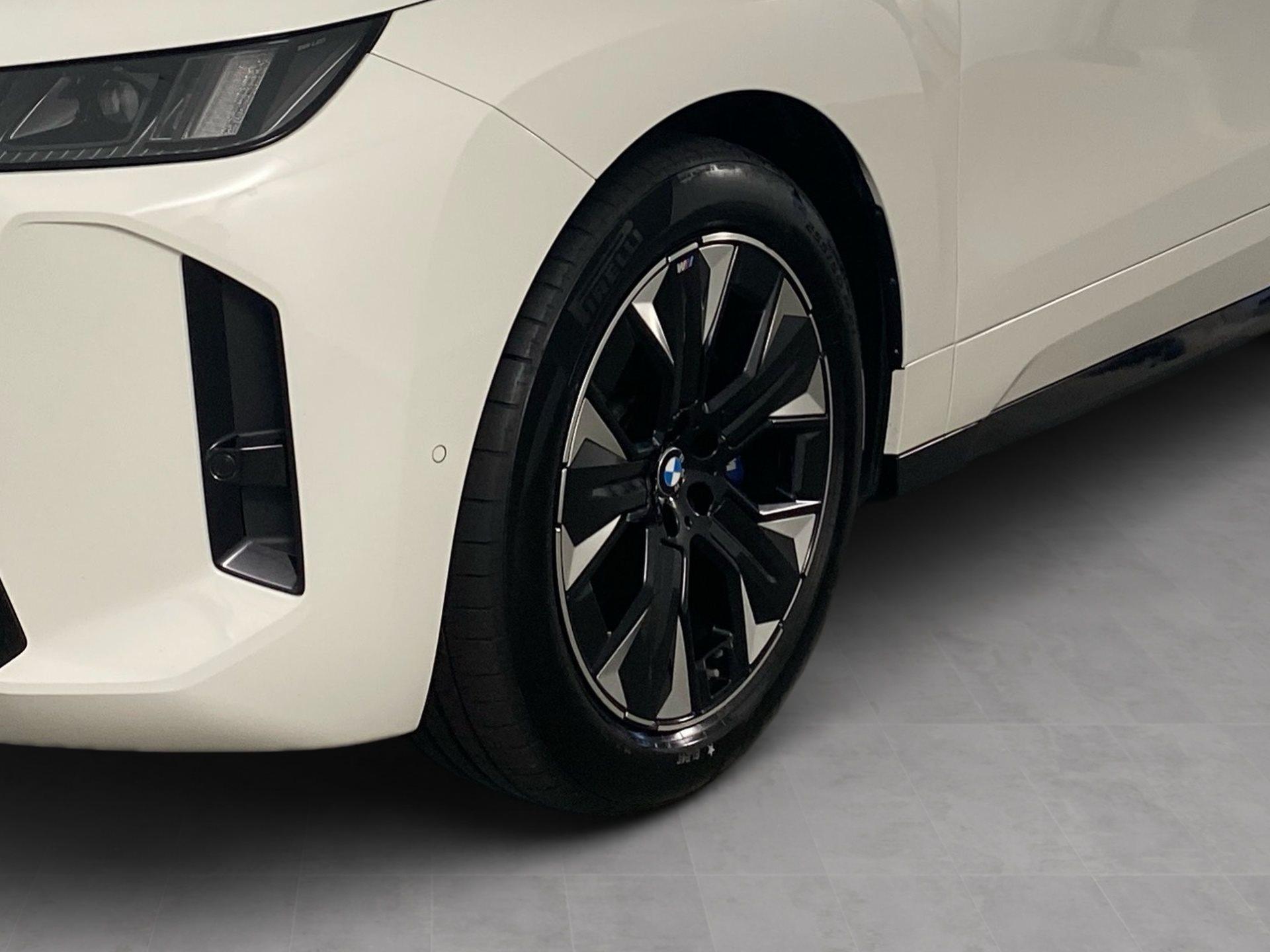 BMW iX – Bild 19