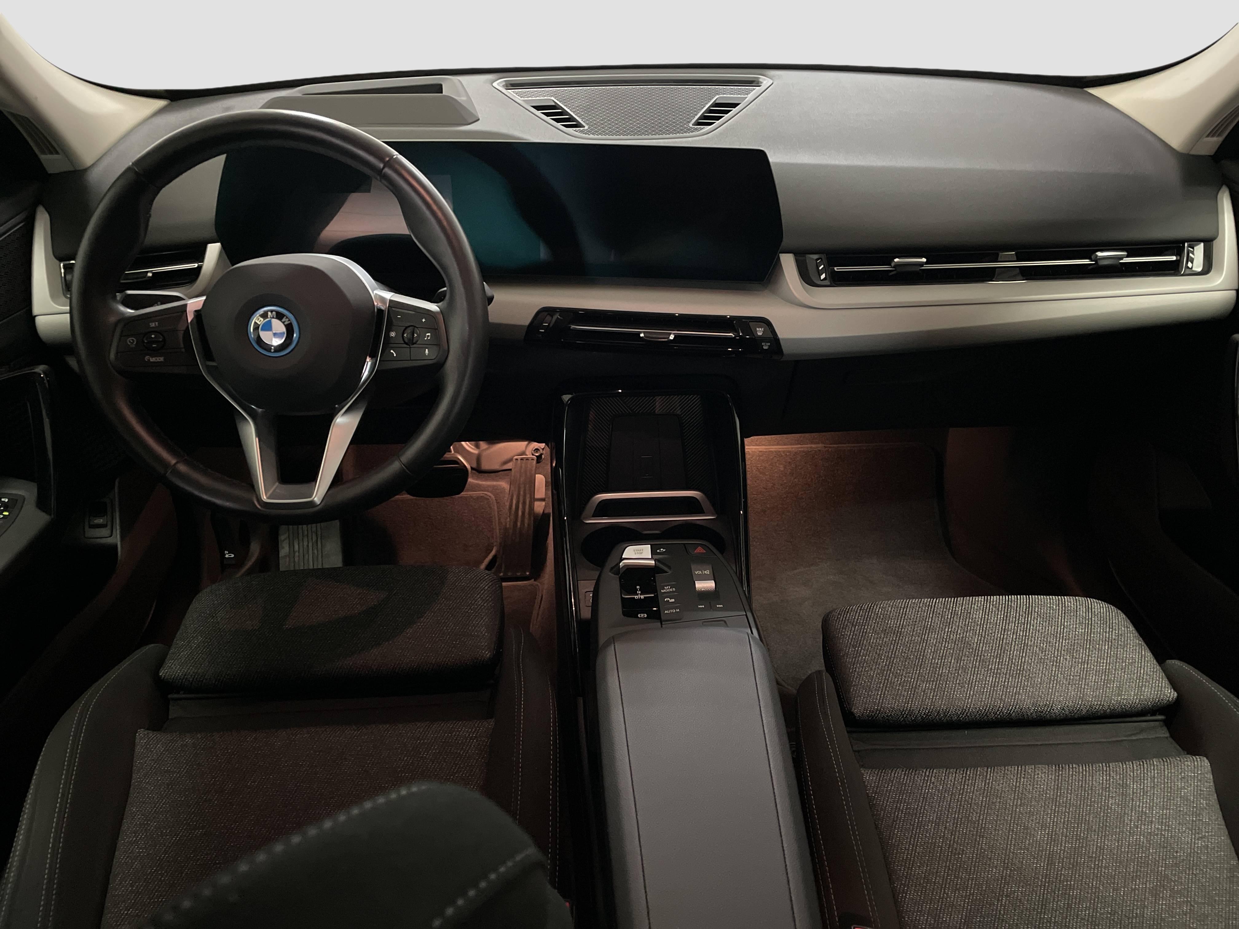 BMW iX1 – Bild 13