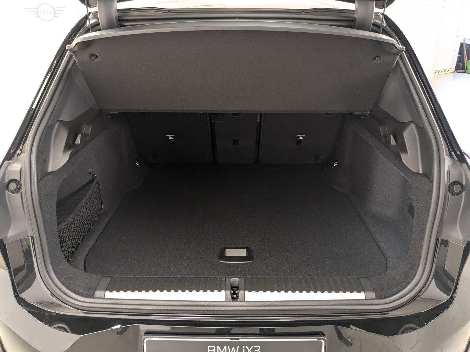 BMW iX3 – Bild 21