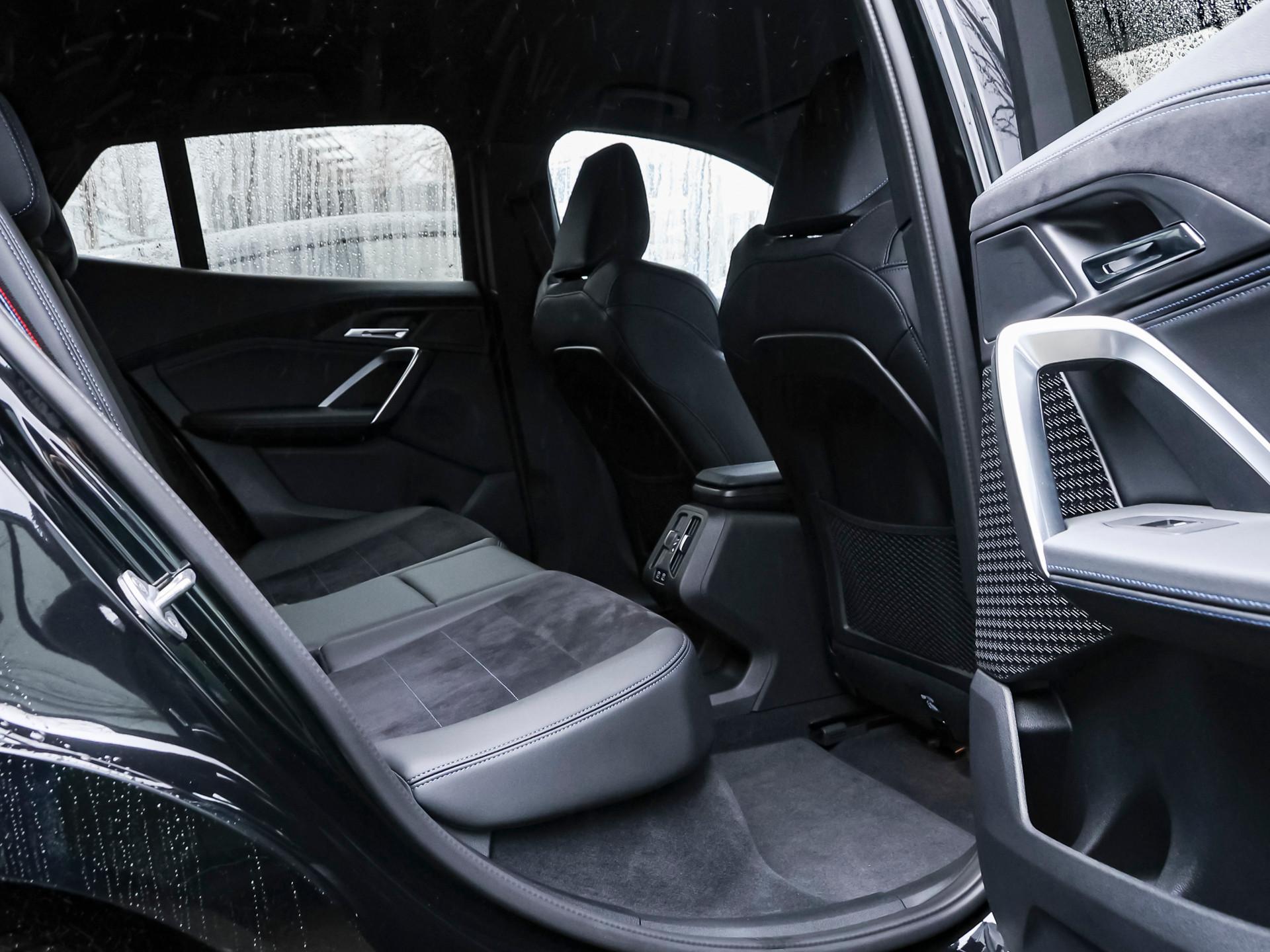 BMW iX2 – Bild 16