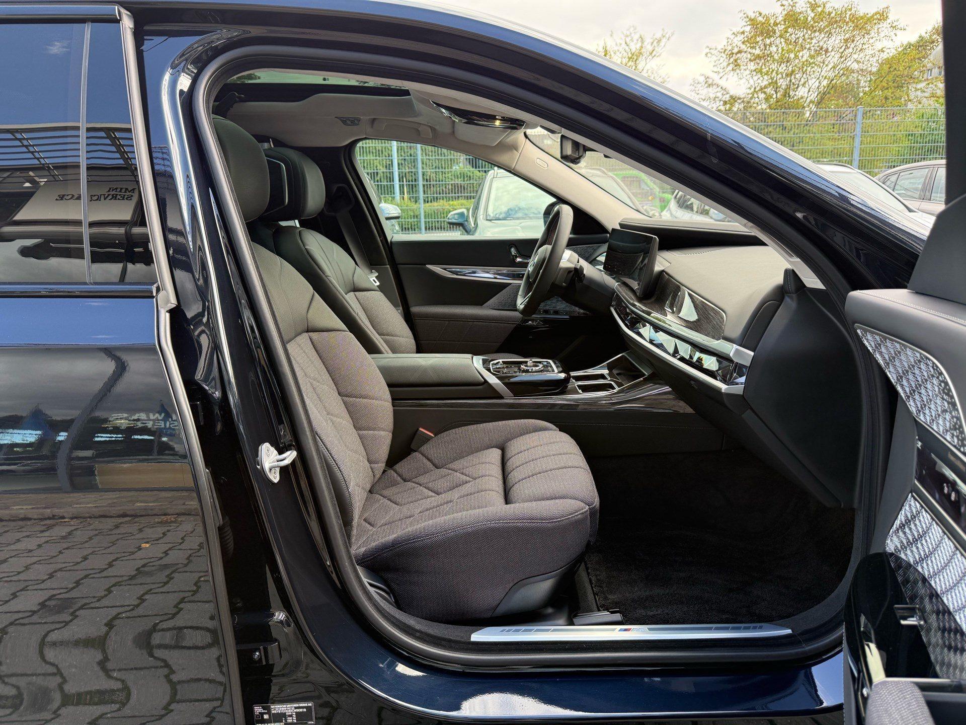 BMW i7 – Bild 24