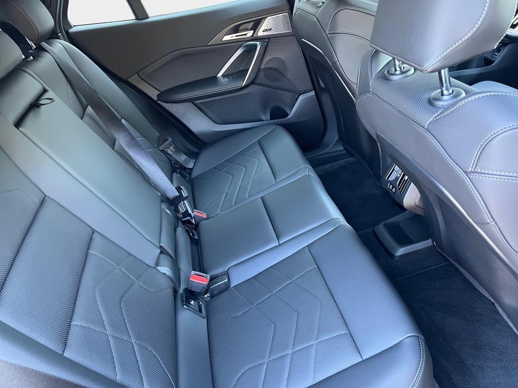 BMW iX2 – Bild 14