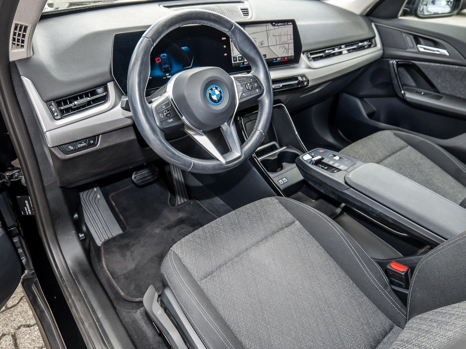 BMW iX1 – Bild 8