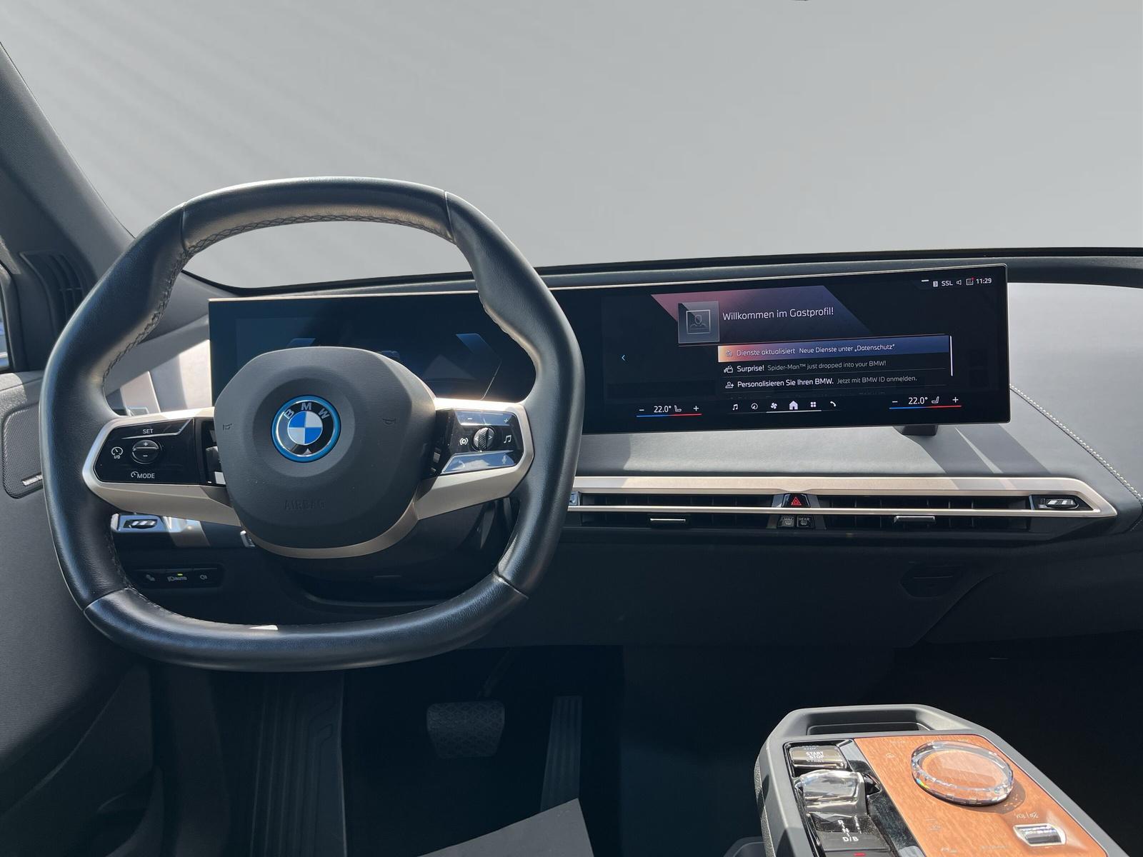 BMW iX – Bild 24