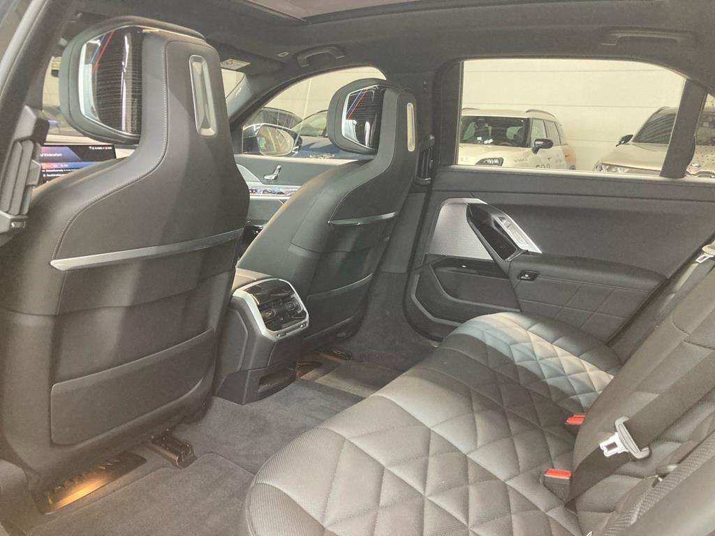 BMW i7 – Bild 13