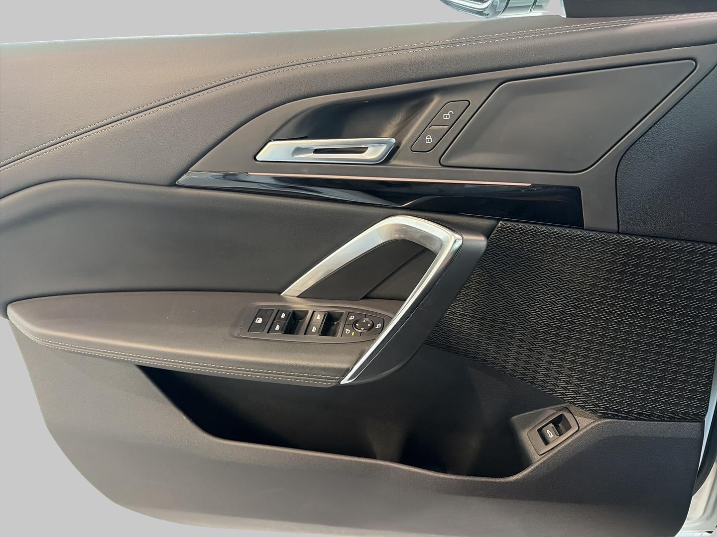 BMW iX1 – Bild 8