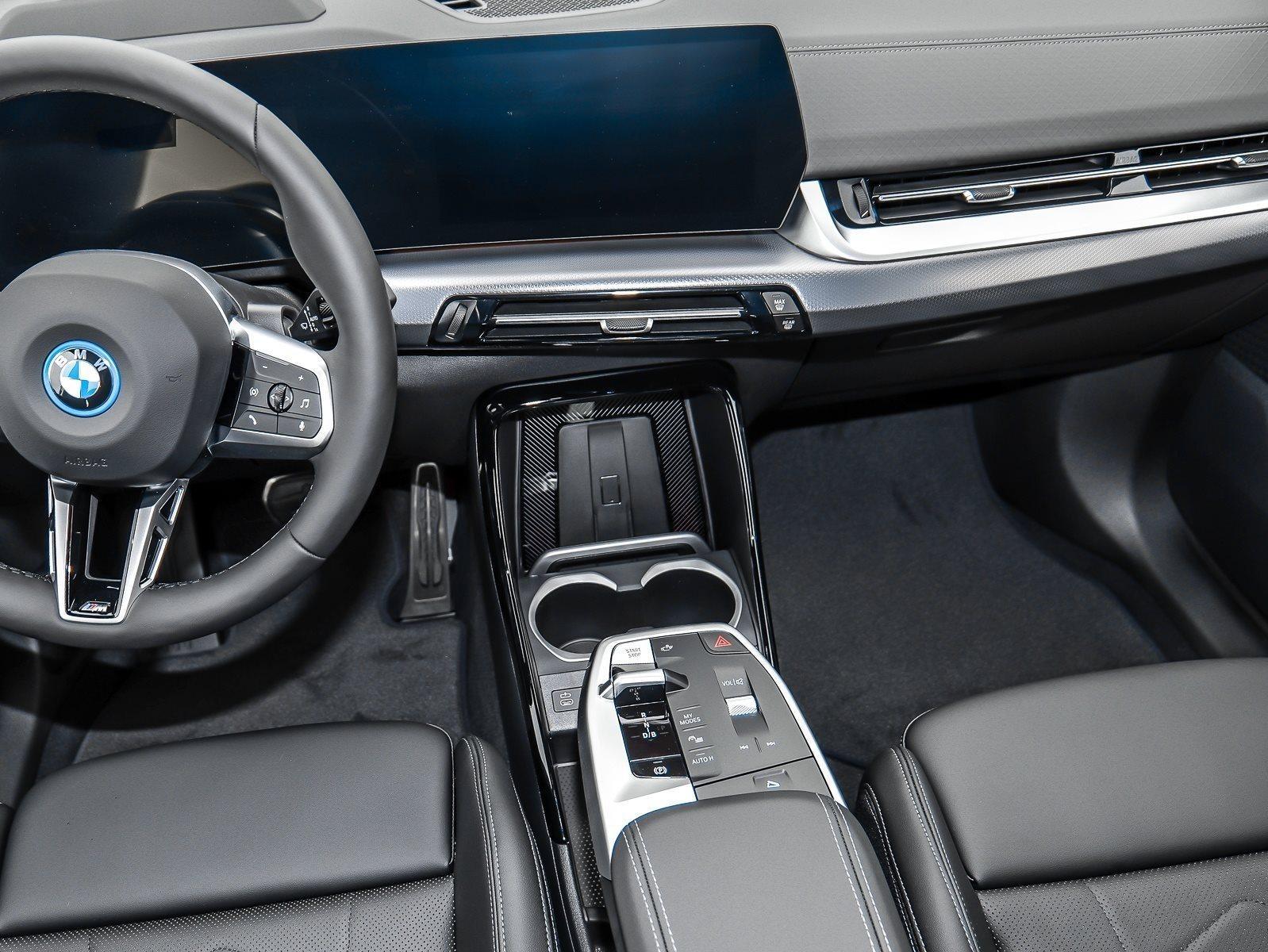 BMW iX2 – Bild 11