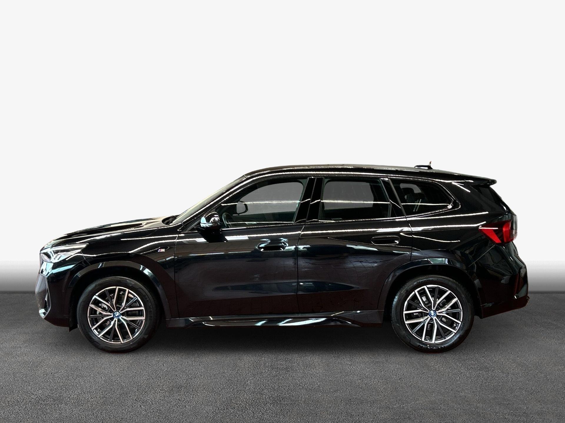BMW iX1 – Bild 3