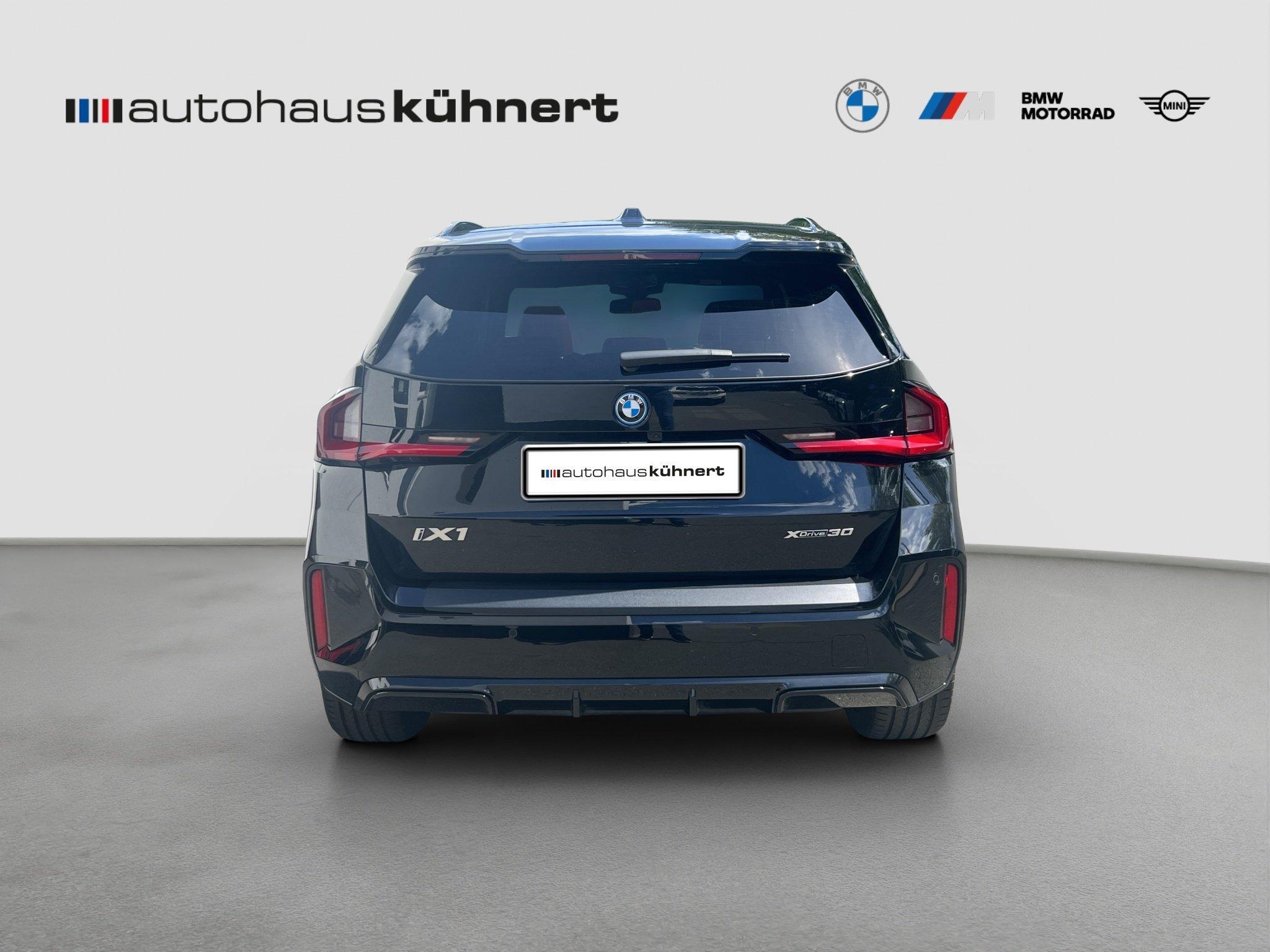 BMW iX1 – Bild 6