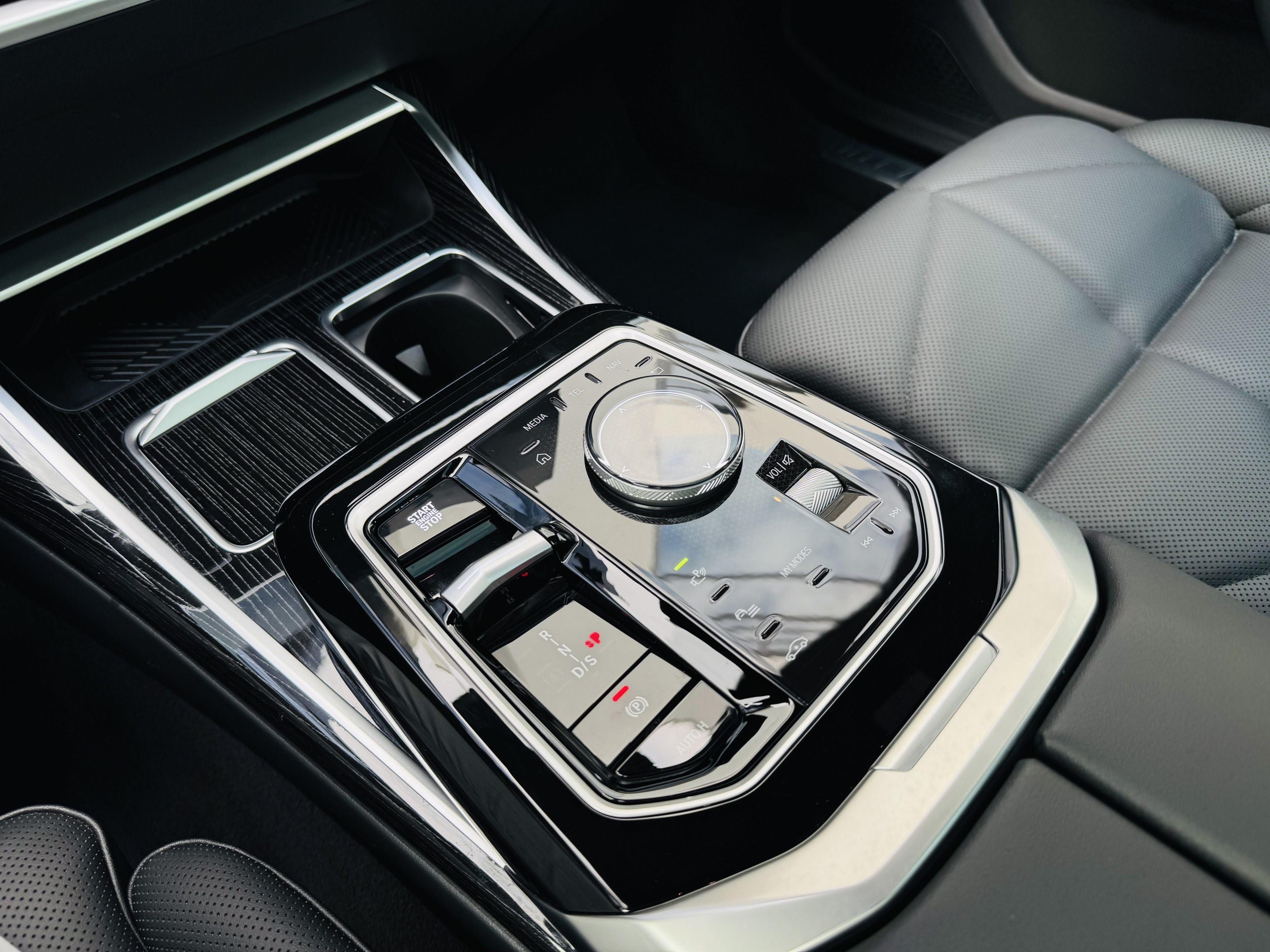 BMW 7er – Bild 8