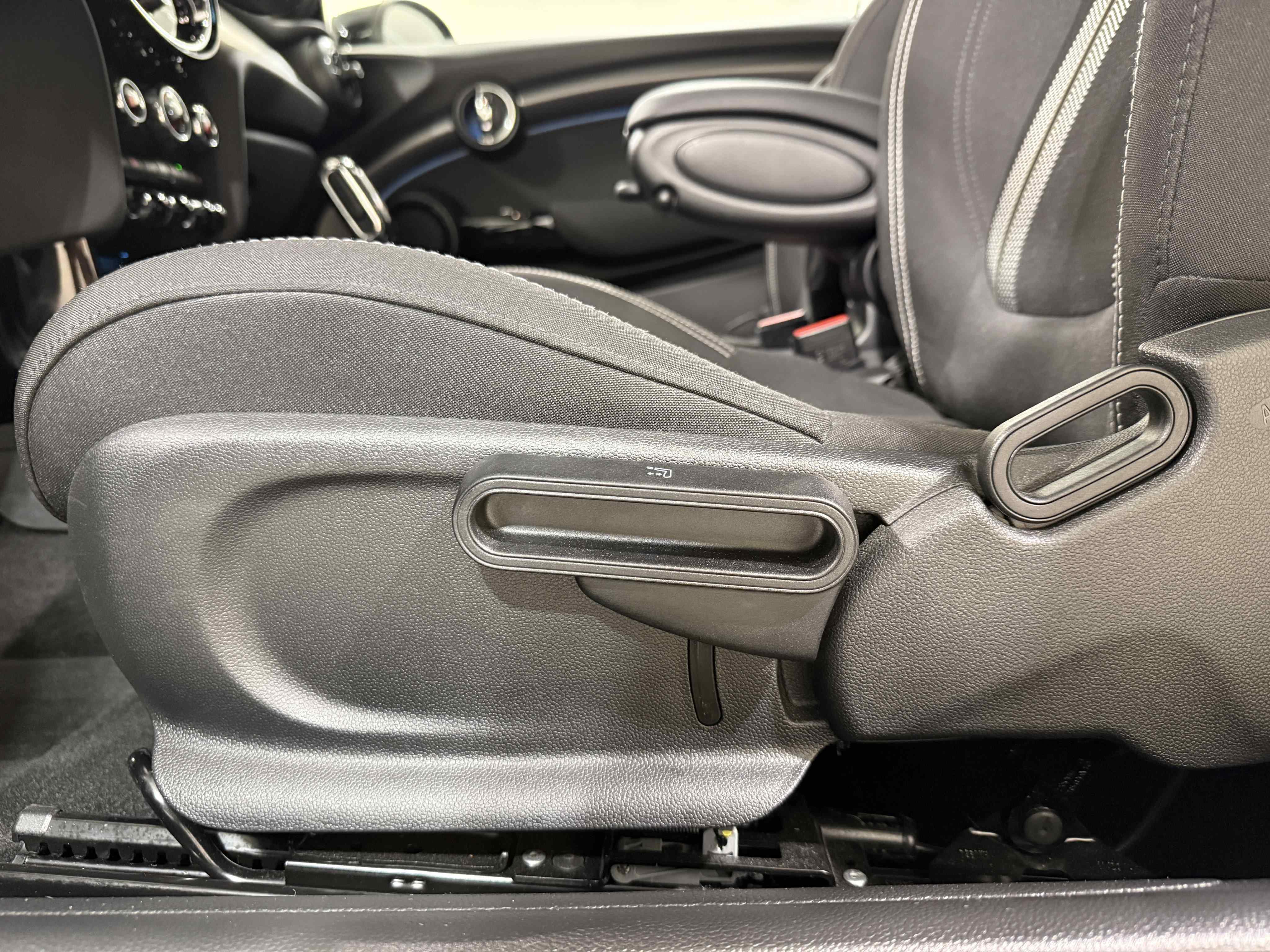 MINI Cooper 3-Türer – Bild 12
