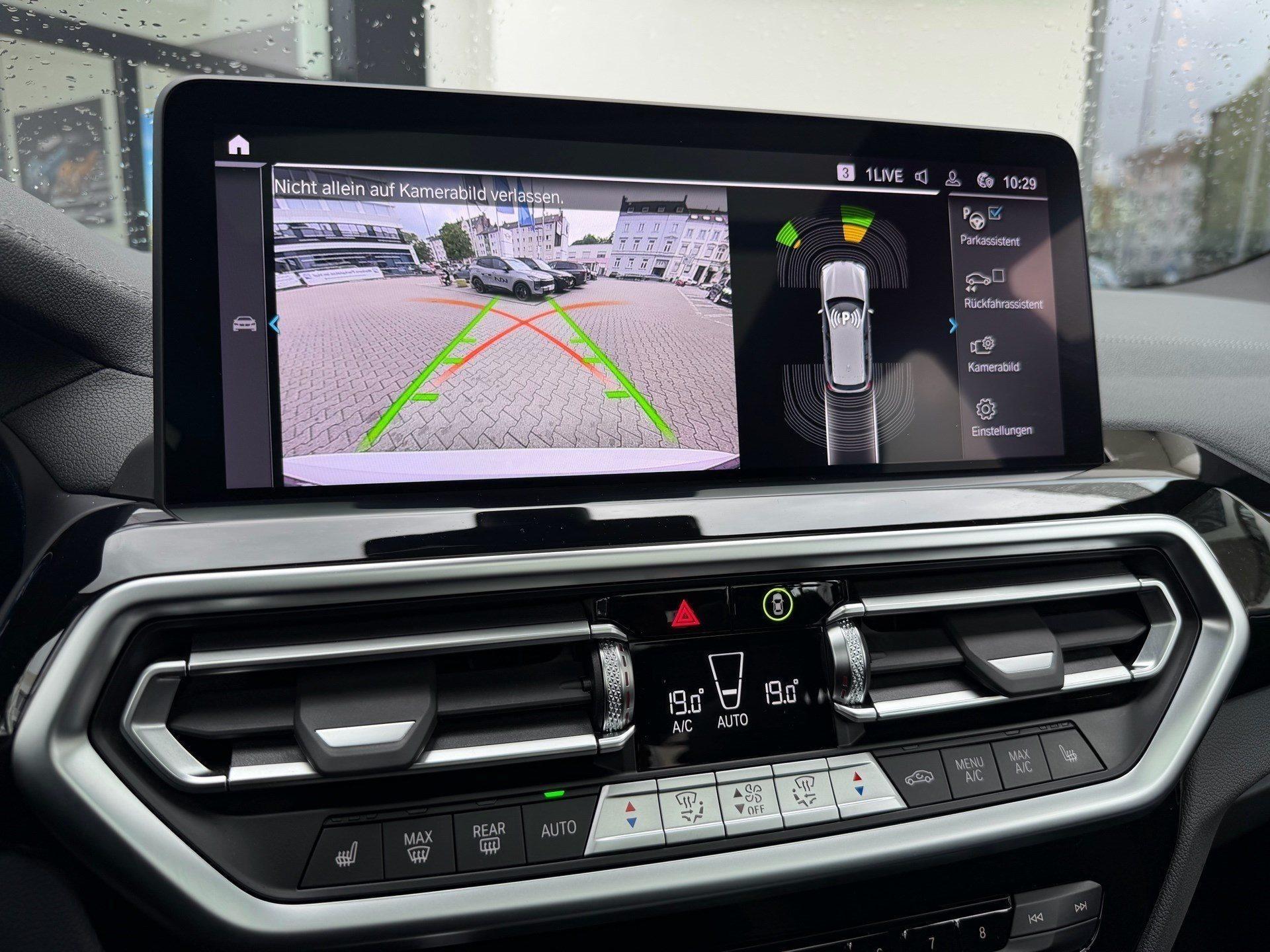 BMW iX3 – Bild 11