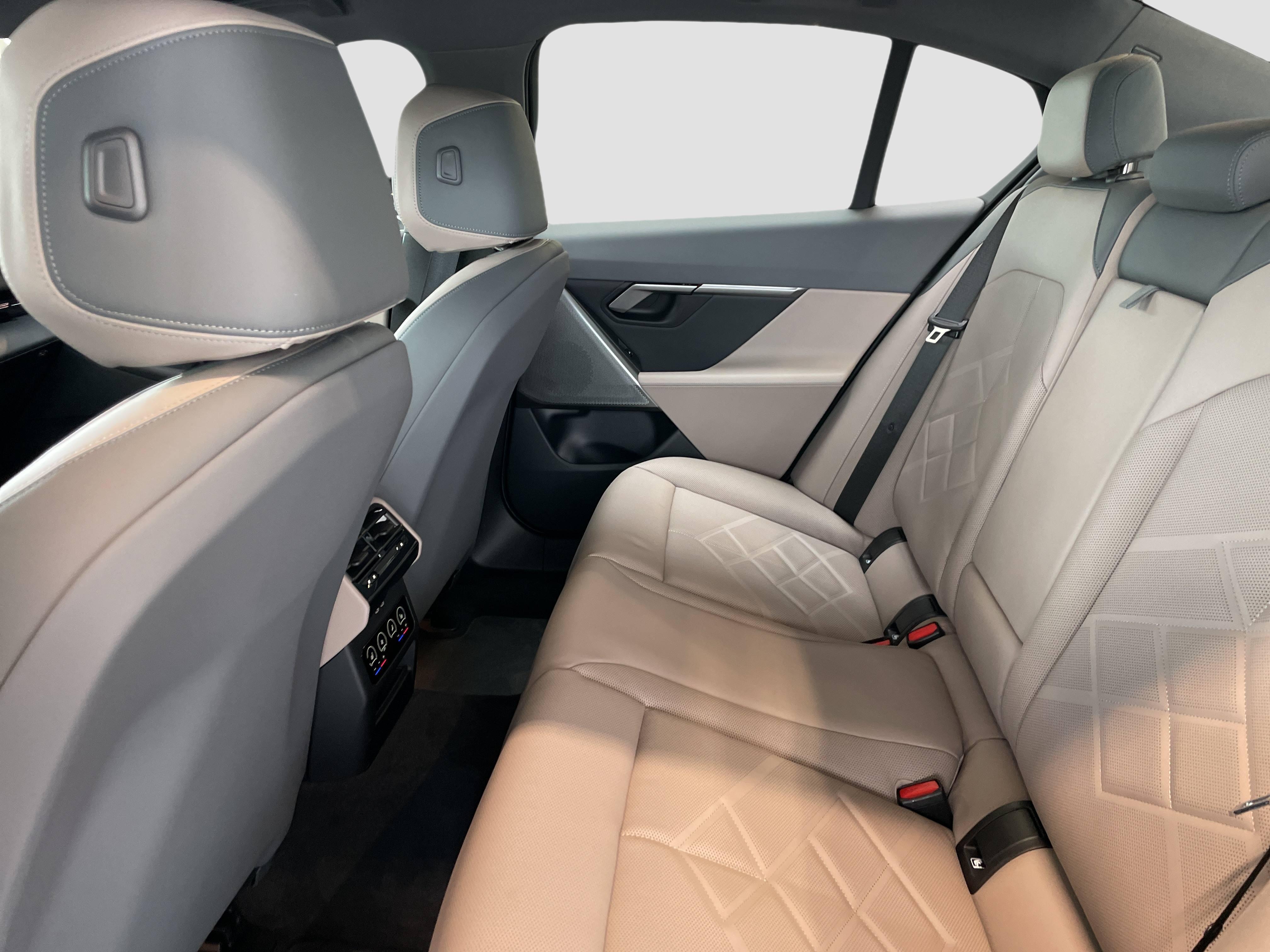 BMW 5er – Bild 16