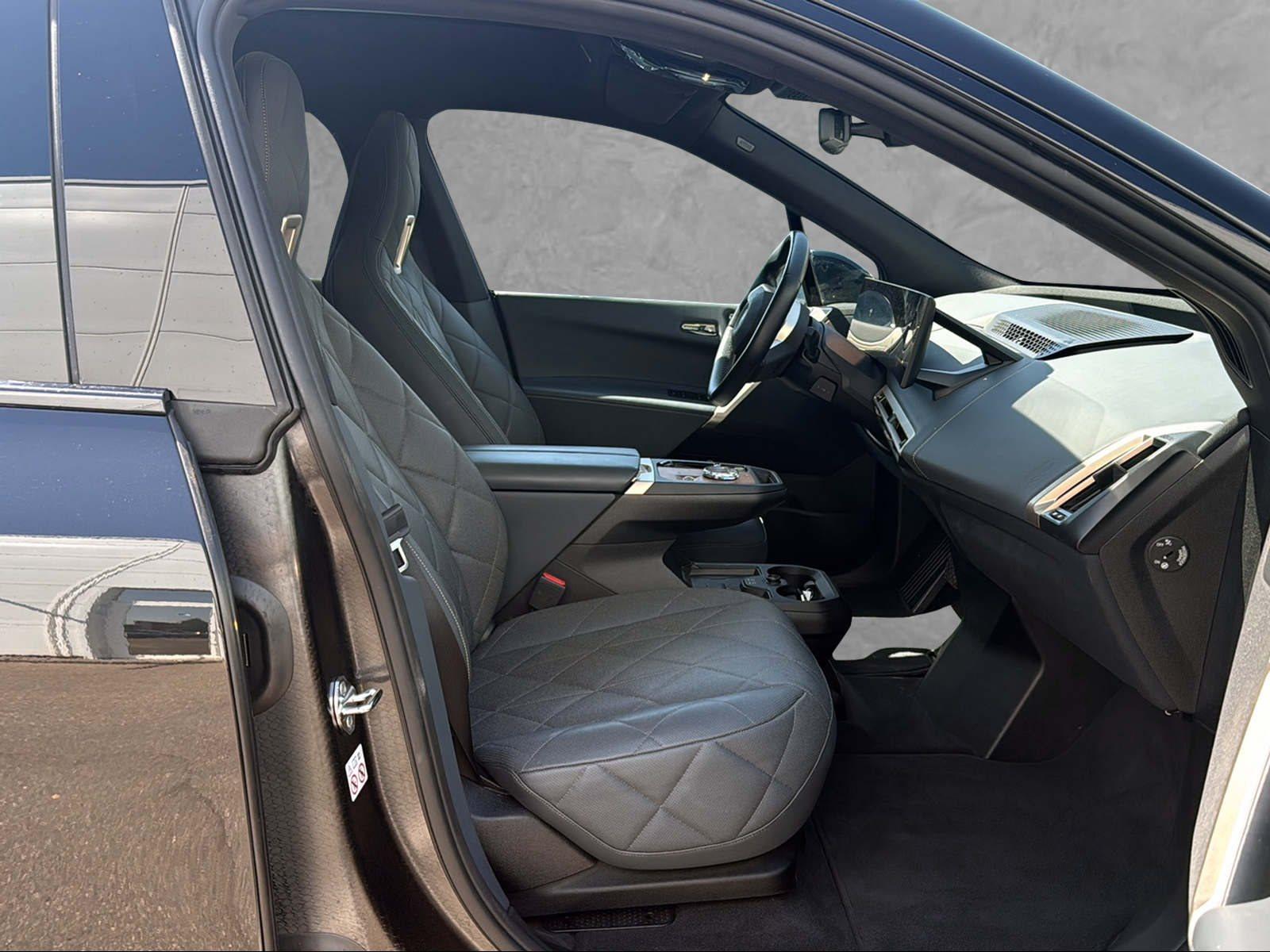 BMW iX – Bild 14