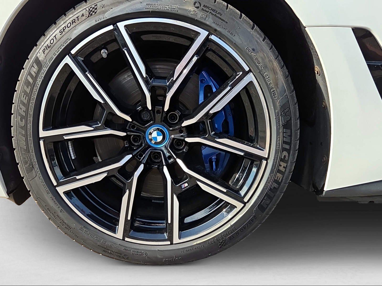 BMW i4 Gran Coupé – Bild 9