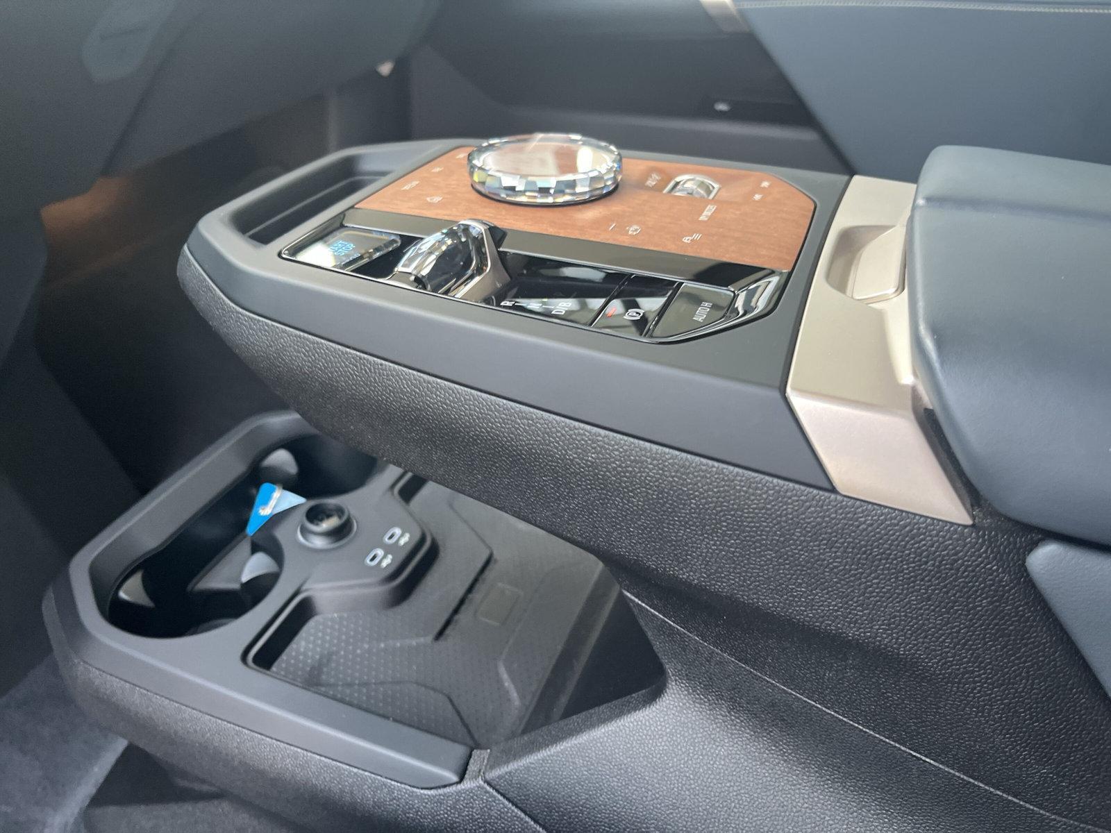 BMW iX – Bild 11