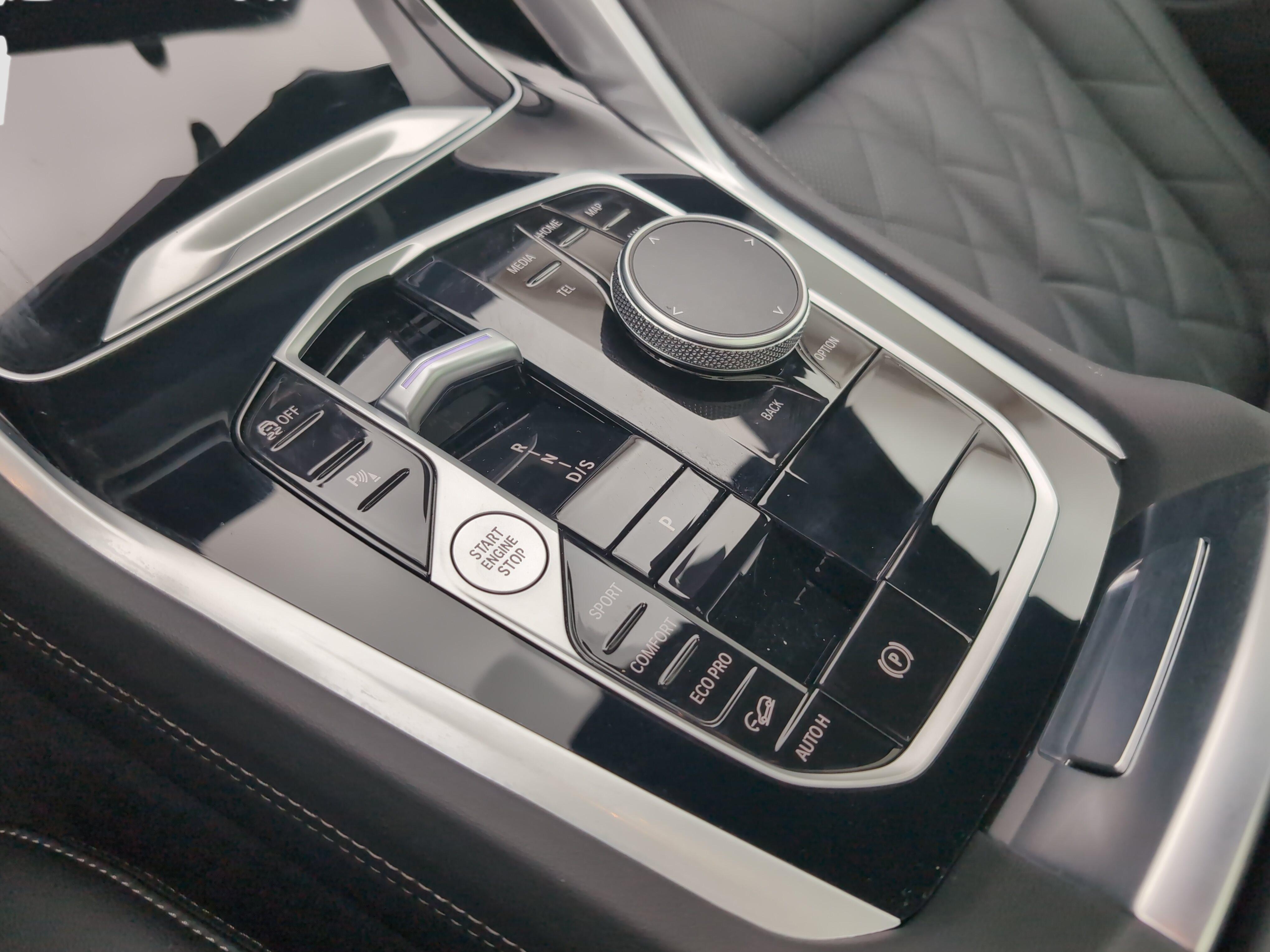 BMW X6 – Bild 11