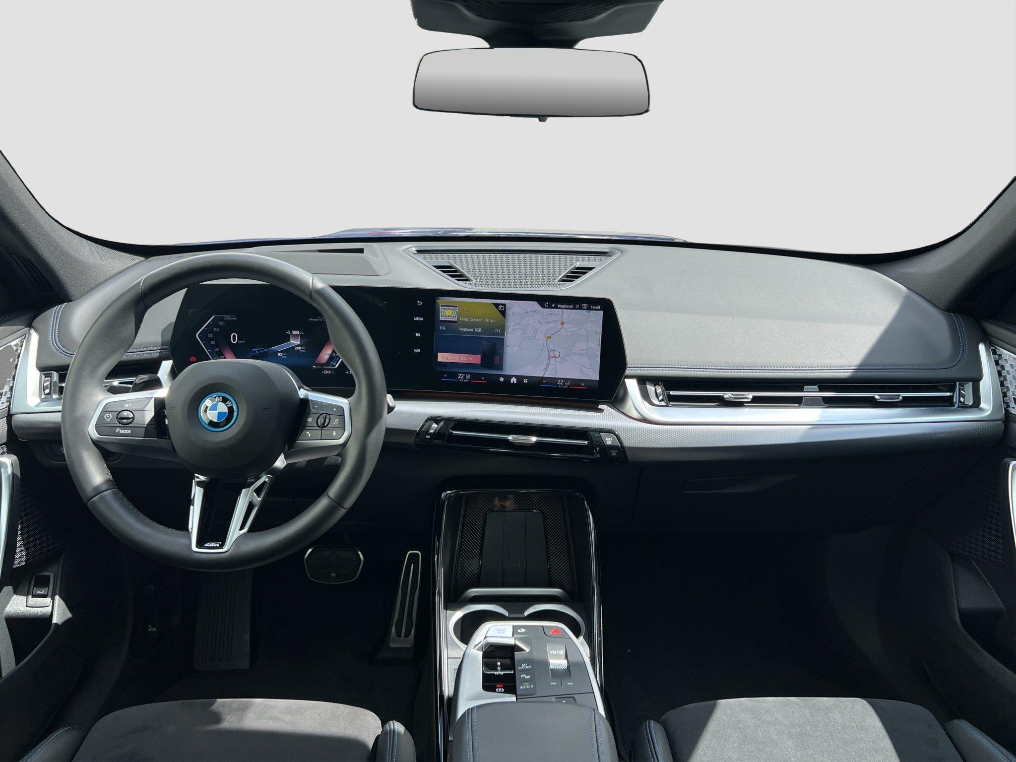 BMW iX1 – Bild 15