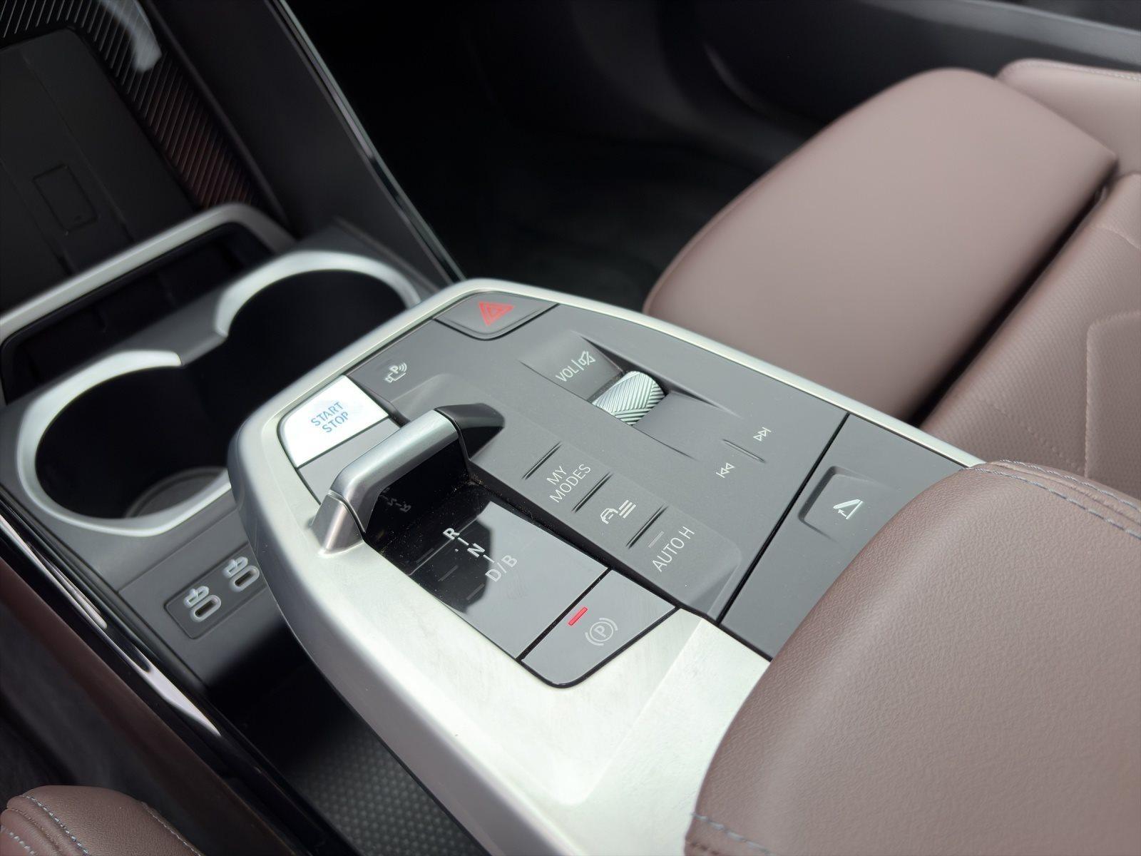 BMW iX1 – Bild 32