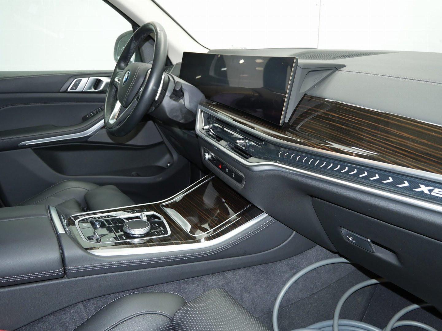 BMW X5 – Bild 16