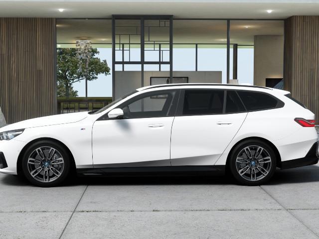 BMW i5 Touring – Bild 2