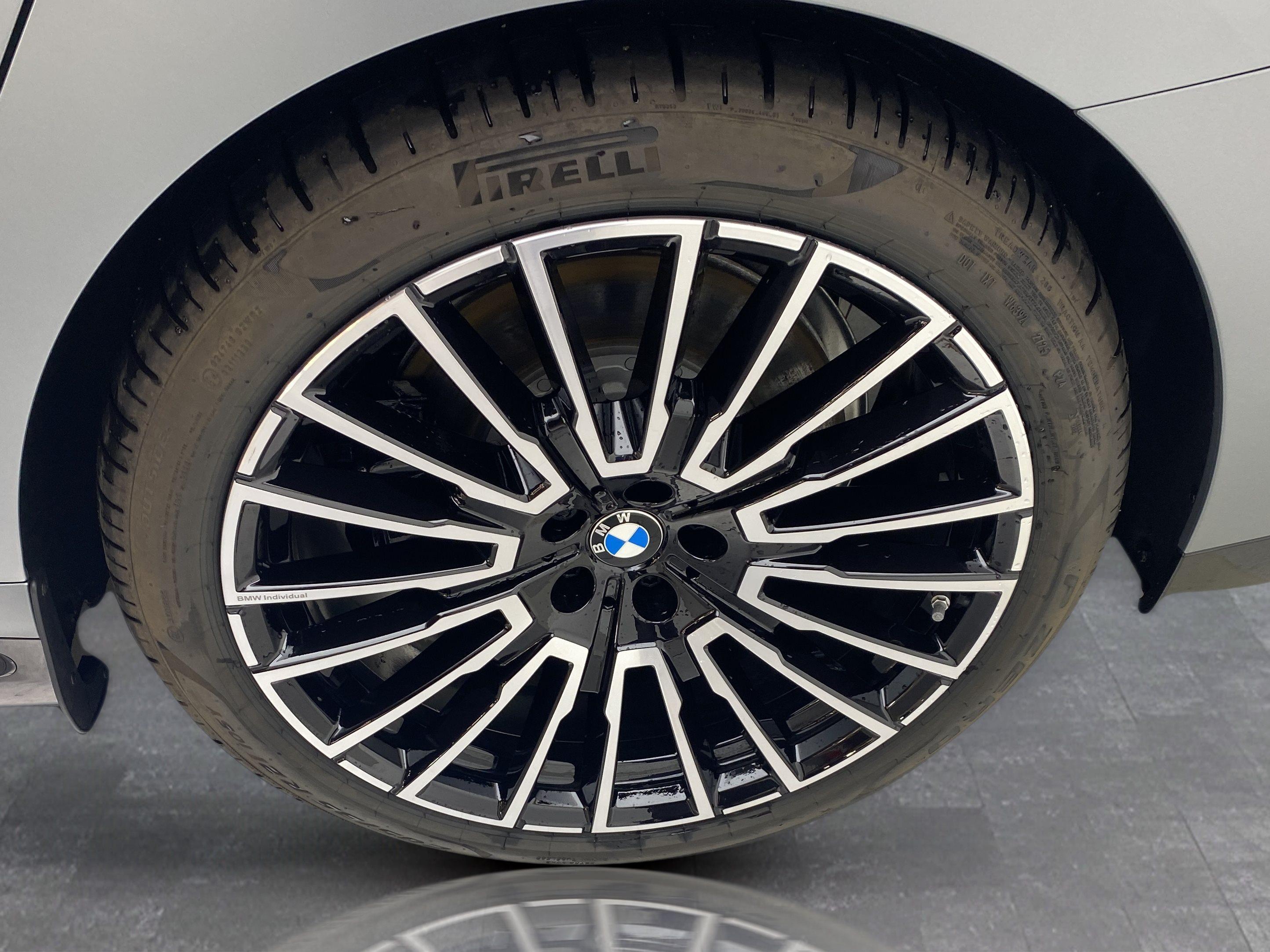 BMW i7 – Bild 14