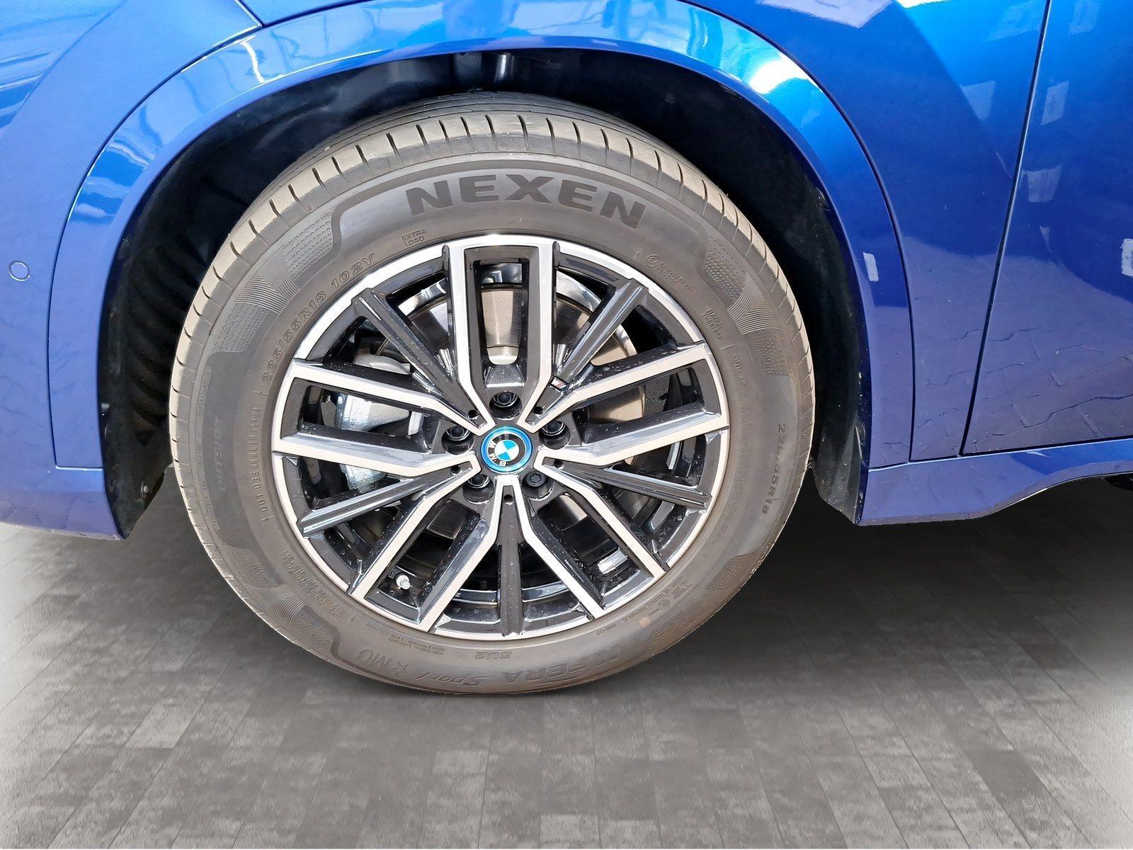 BMW iX1 – Bild 23