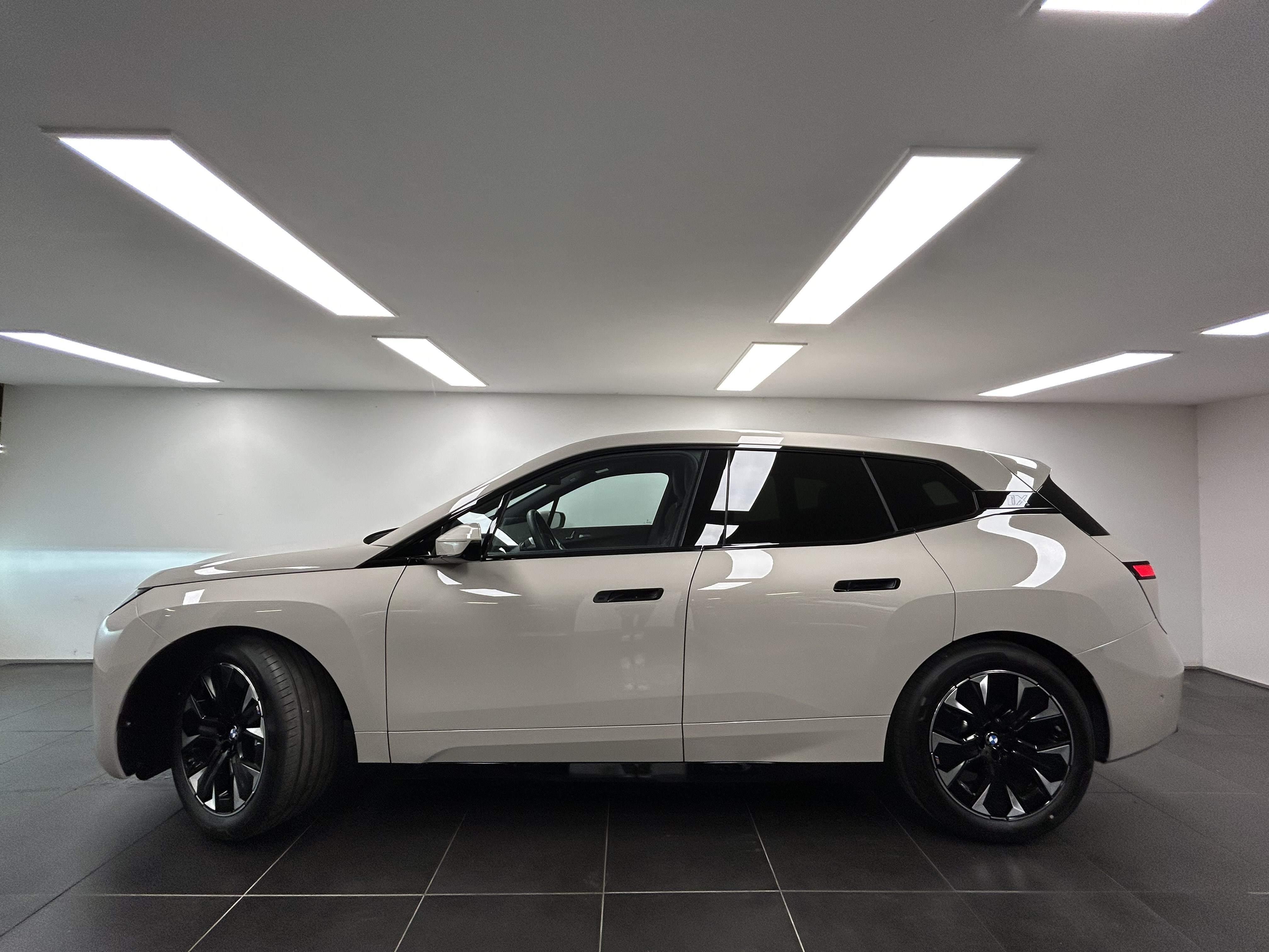 BMW iX – Bild 2