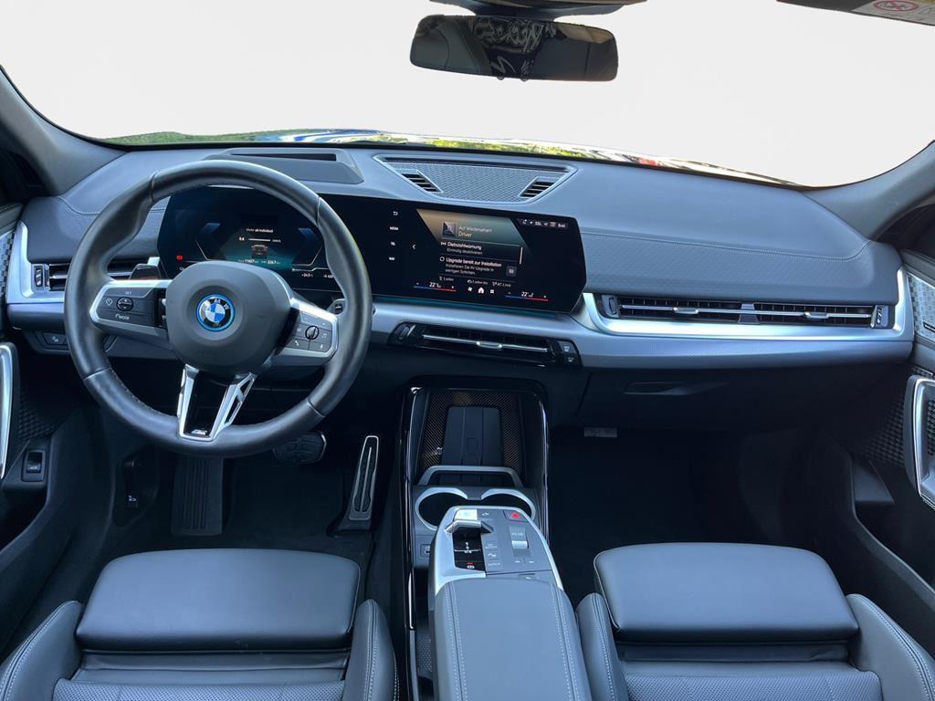 BMW iX2 – Bild 6